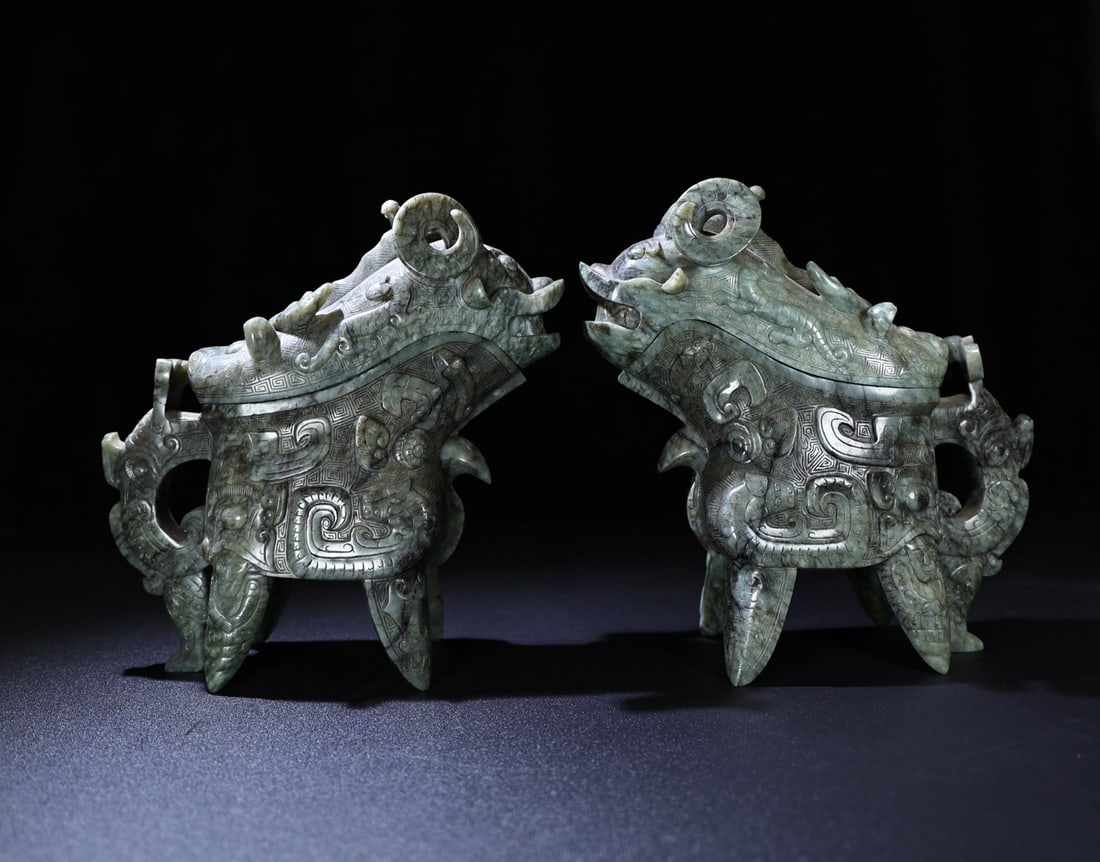 A Pair of Exquisite Jasper Beast Pattern Goblets: A Pair of Exquisite Jasper Beast Pattern Goblets,Qing Dynasty,China,Size:8.7inx7.9inx3.5in*2,Weight:2023g 