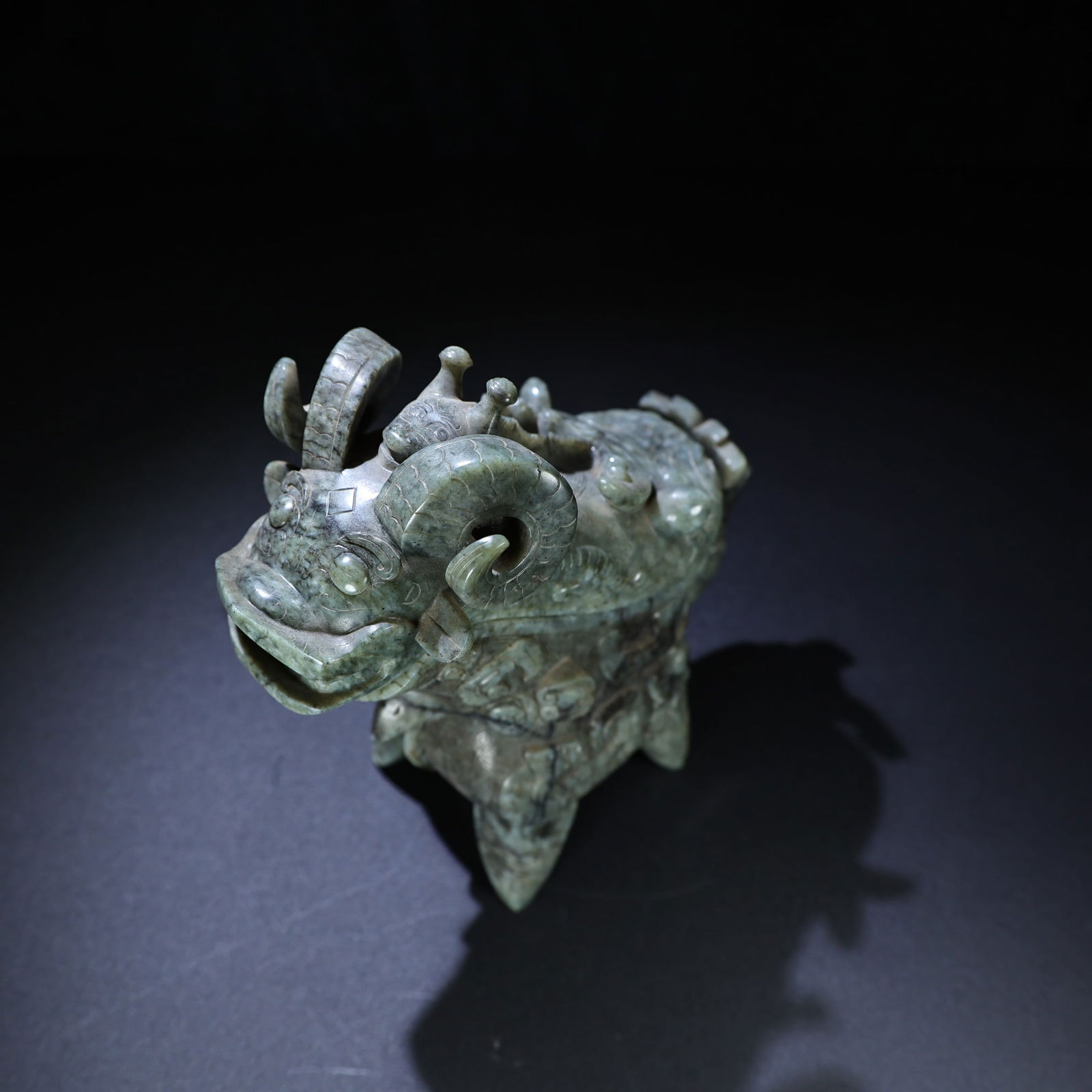 A Pair of Exquisite Jasper Beast Pattern Goblets - 2