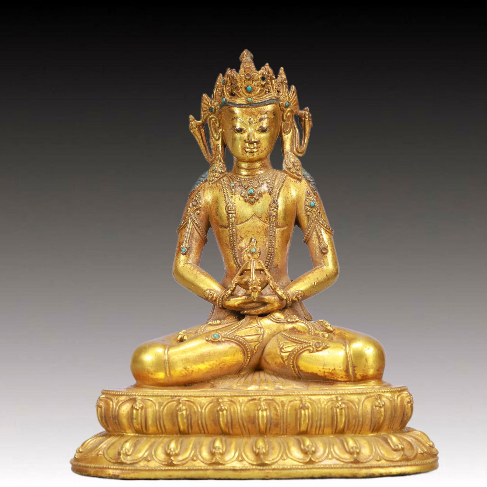 A Solemn Gilt Bronze Statue of Amitayus , Inlaid Gems: A Solemn Gilt Bronze Statue of Amitayus , Inlaid Gems, Qing Dynasty, China, Size:15x10.5x7.1in, Weight:1100g 