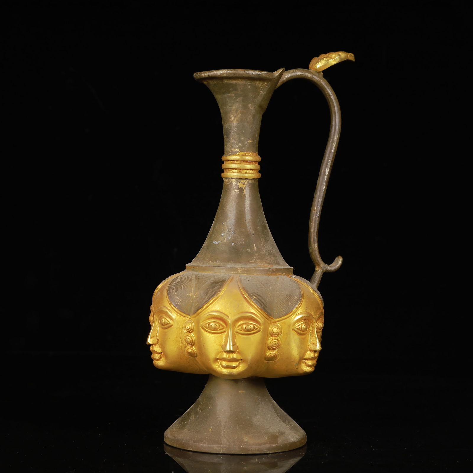 An Exquisite Gilt Silver Figure-Face Pattern Ewer - 4