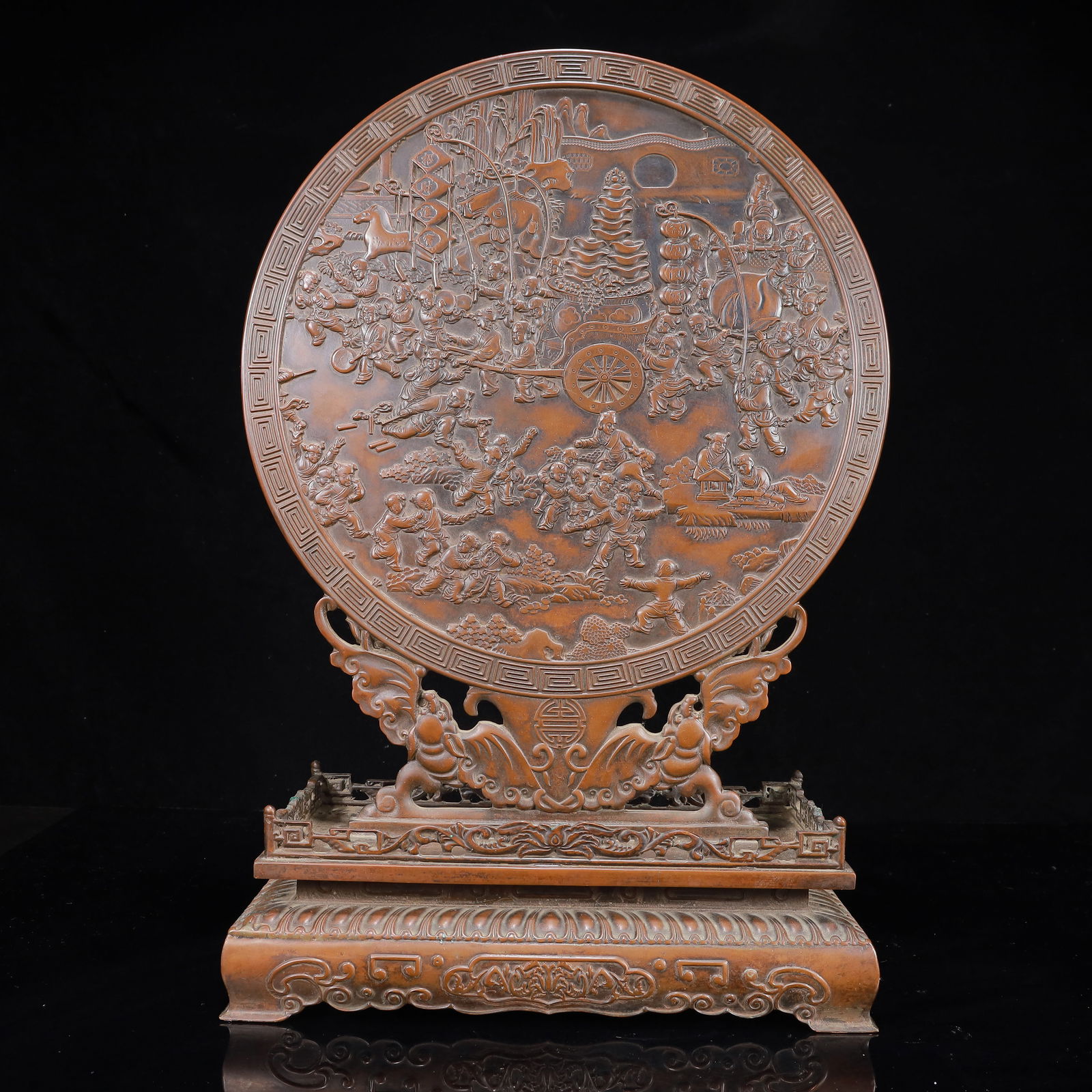 A Rare Bronze Character and Story Pattern Screen: A Rare Bronze Character and Story Pattern Screen,Qing Dynasty,China,Size:11inx5.1inx17.7in,Weight:9700g 铜人物故事纹屏风,中国清代