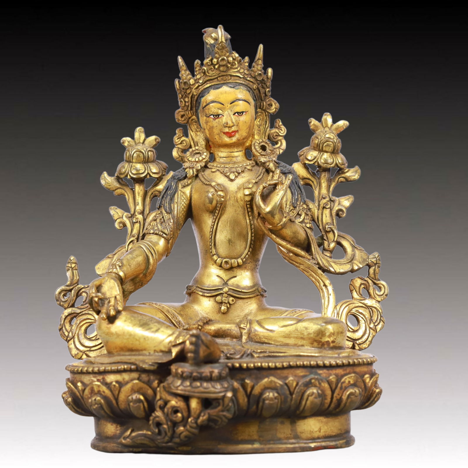 A Solemn Gilt Bronze Statue of Tara: A Solemn Gilt Bronze Statue of Tara,Qing Dynasty, China,Size:6.3inx4.3inx8.3in,Weight:1750g 铜鎏金度母像,中国清代