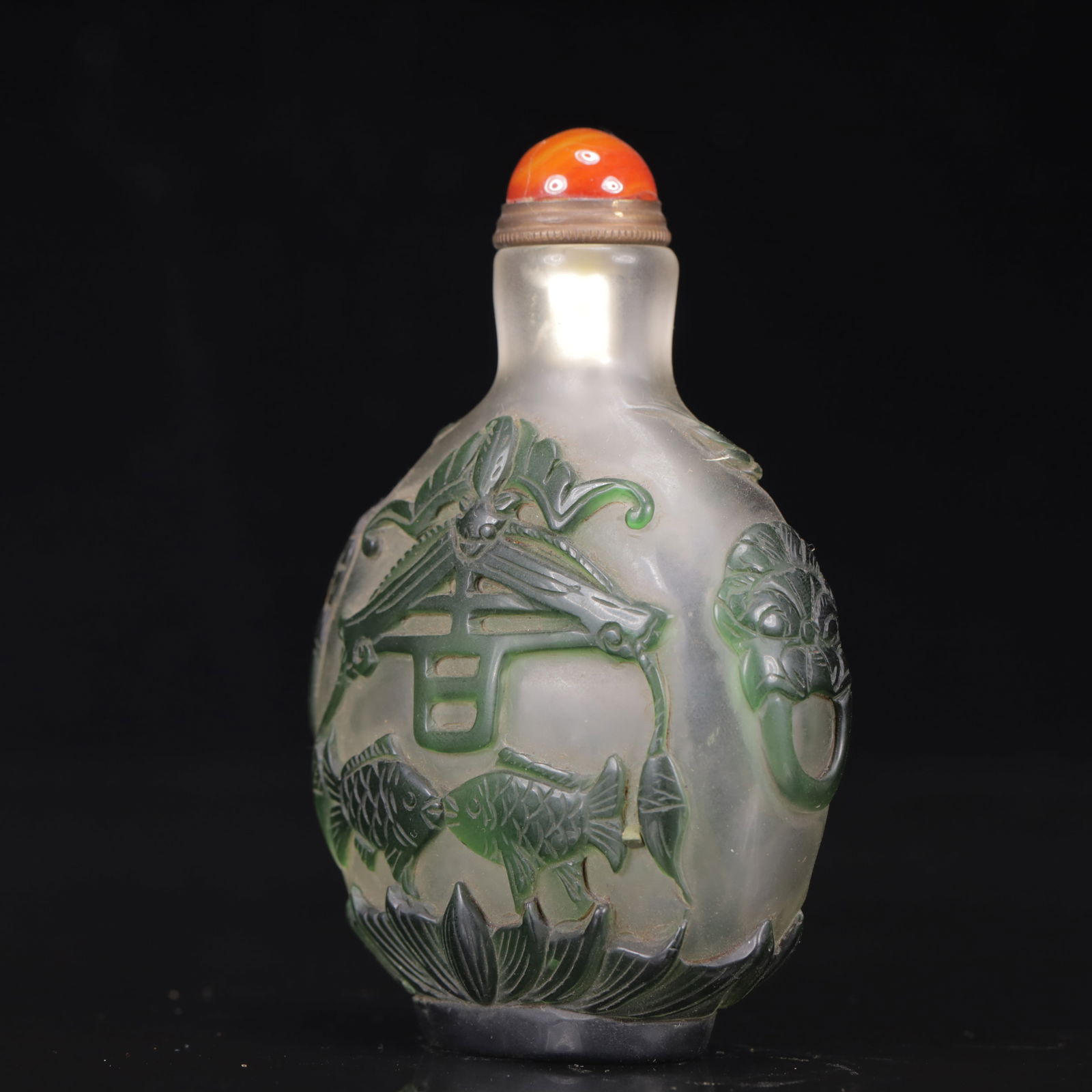 An Exquisite Glass Goldfish Pattern Snuff Bottle - 3