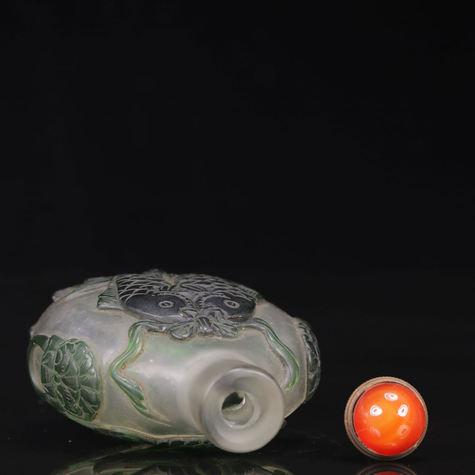 An Exquisite Glass Goldfish Pattern Snuff Bottle - 8