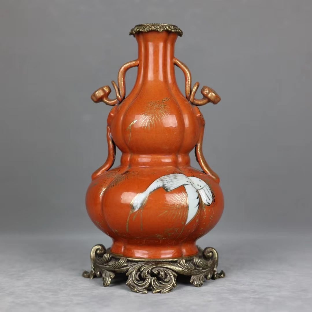 An Exquisite Iron-Red Inlaid Bronze Painted Gold Crane Pattern Double-Ears Gourd-Shaped Vase,with: An Exquisite Iron-Red Inlaid Bronze Painted Gold Crane Pattern Double-Ears Gourd-Shaped Vase,with Poem,Qing Dynasty,China,with Mark,Size:11.2inx5.9in 