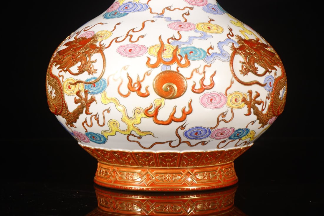 A Rare Enamel Auspicious Cloud and Dragon Pattern Vase - 8
