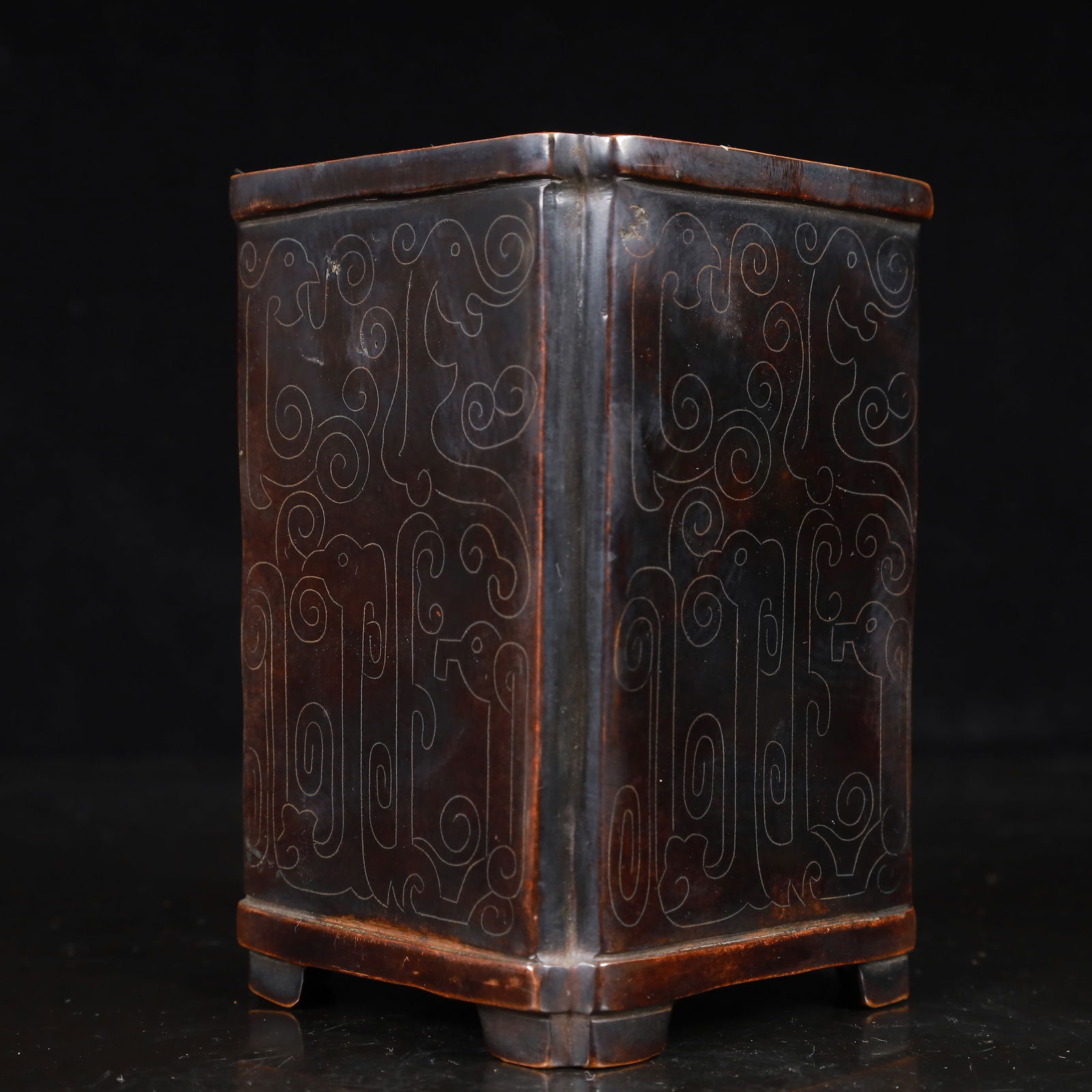 A Rare Bronze Chi-Dragon Pattern Brush Pot - 5