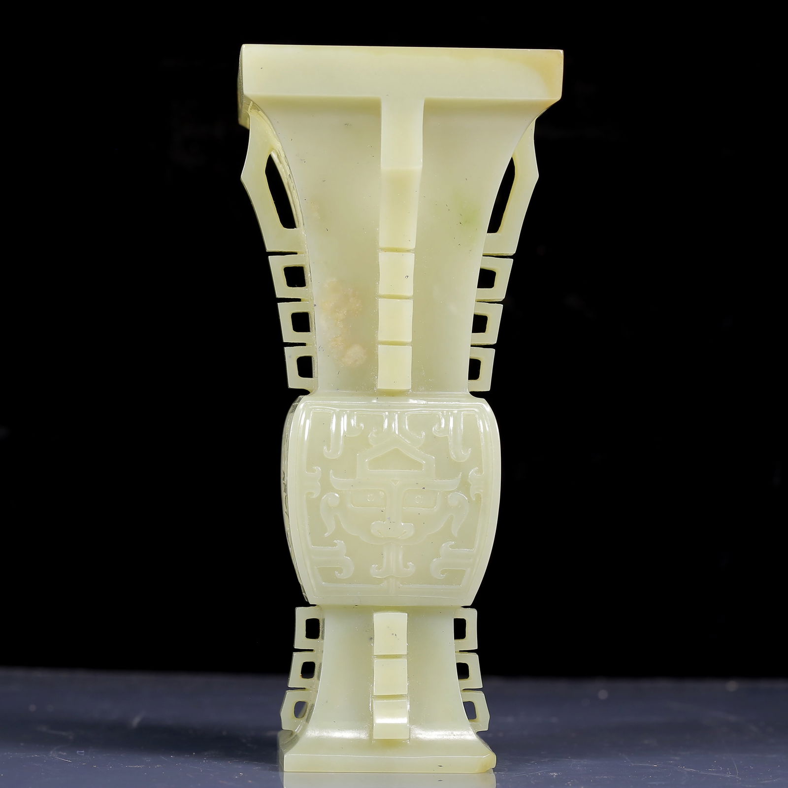 An Exquisite White Jade Beast-Face Pattern Vase - 10