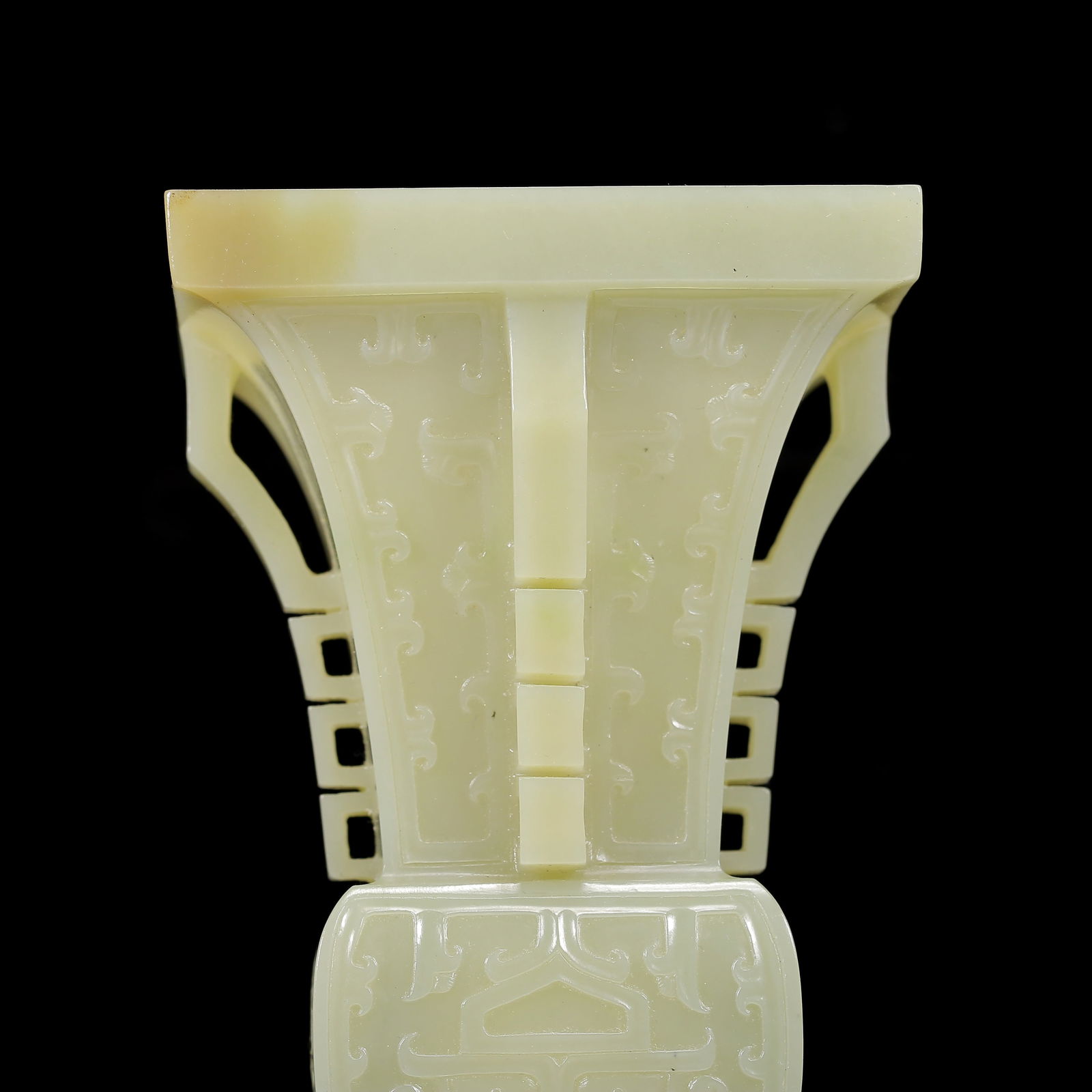 An Exquisite White Jade Beast-Face Pattern Vase - 3