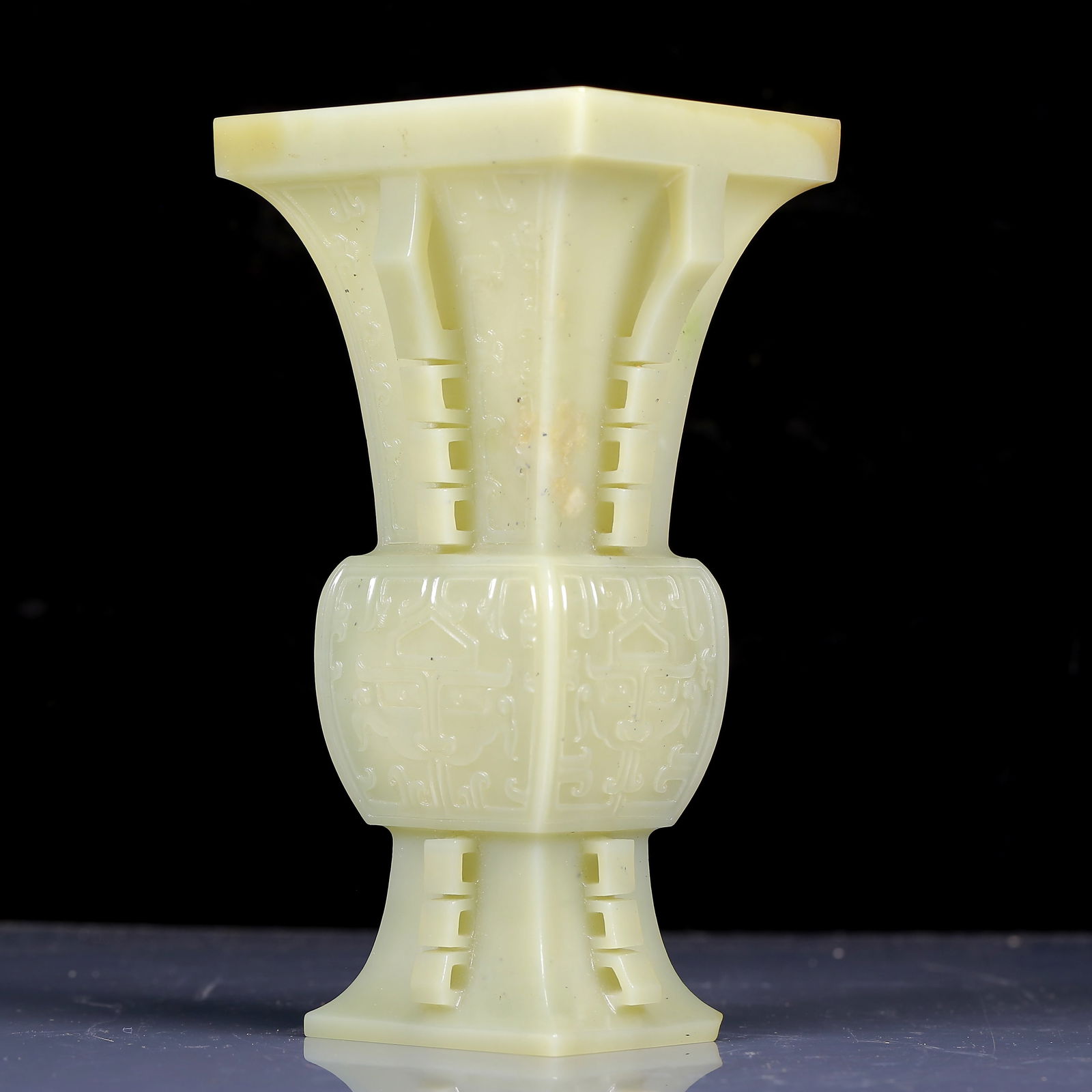 An Exquisite White Jade Beast-Face Pattern Vase - 9