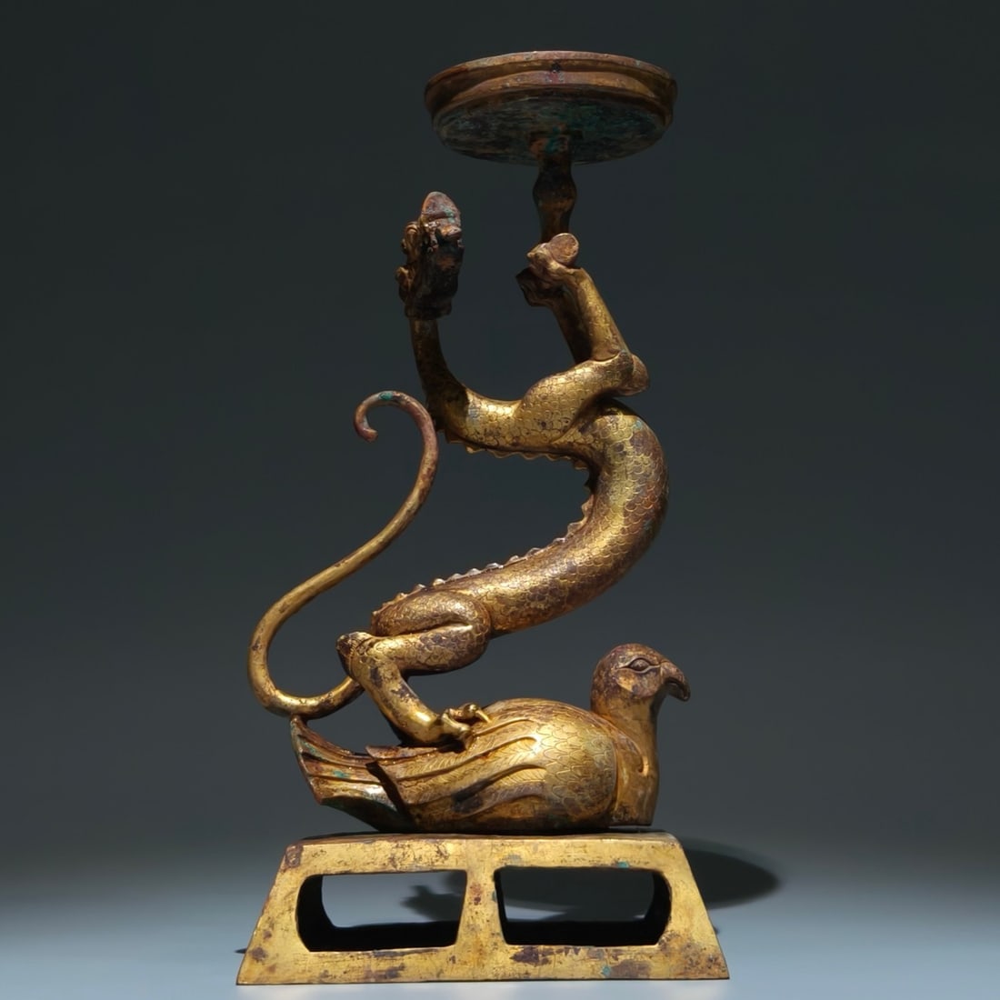 A Rare Gilt Bronze Dragon Lantern: A Rare Gilt Bronze Dragon Lantern,Tang Dynasty, China,Size:13inx6.5inx4.5in 铜鎏金龙灯,中国唐代