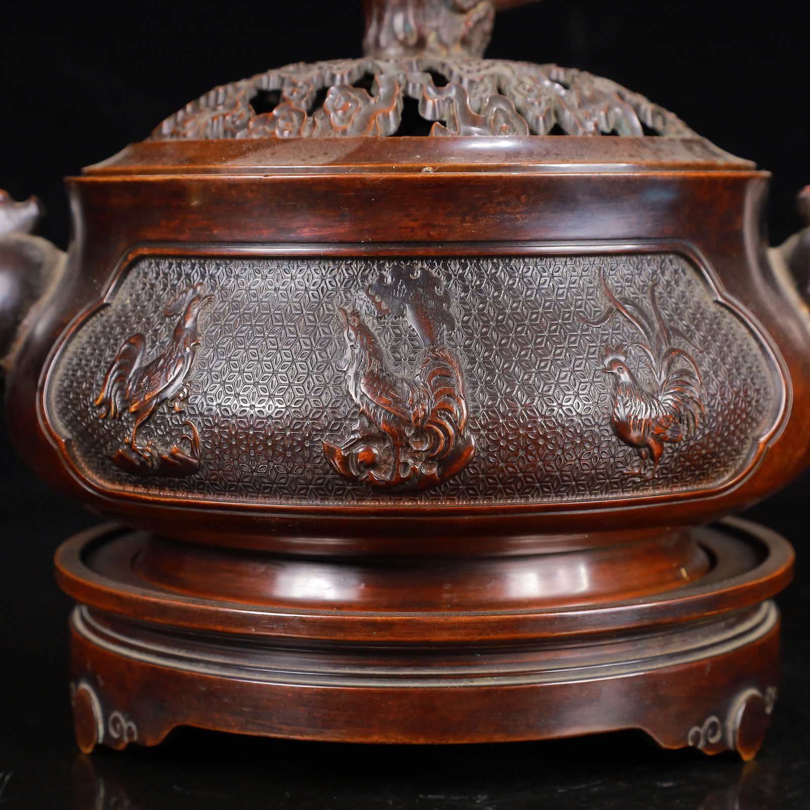 A Rare Bronze Rooster Pattern Double-Ears Censer - 10