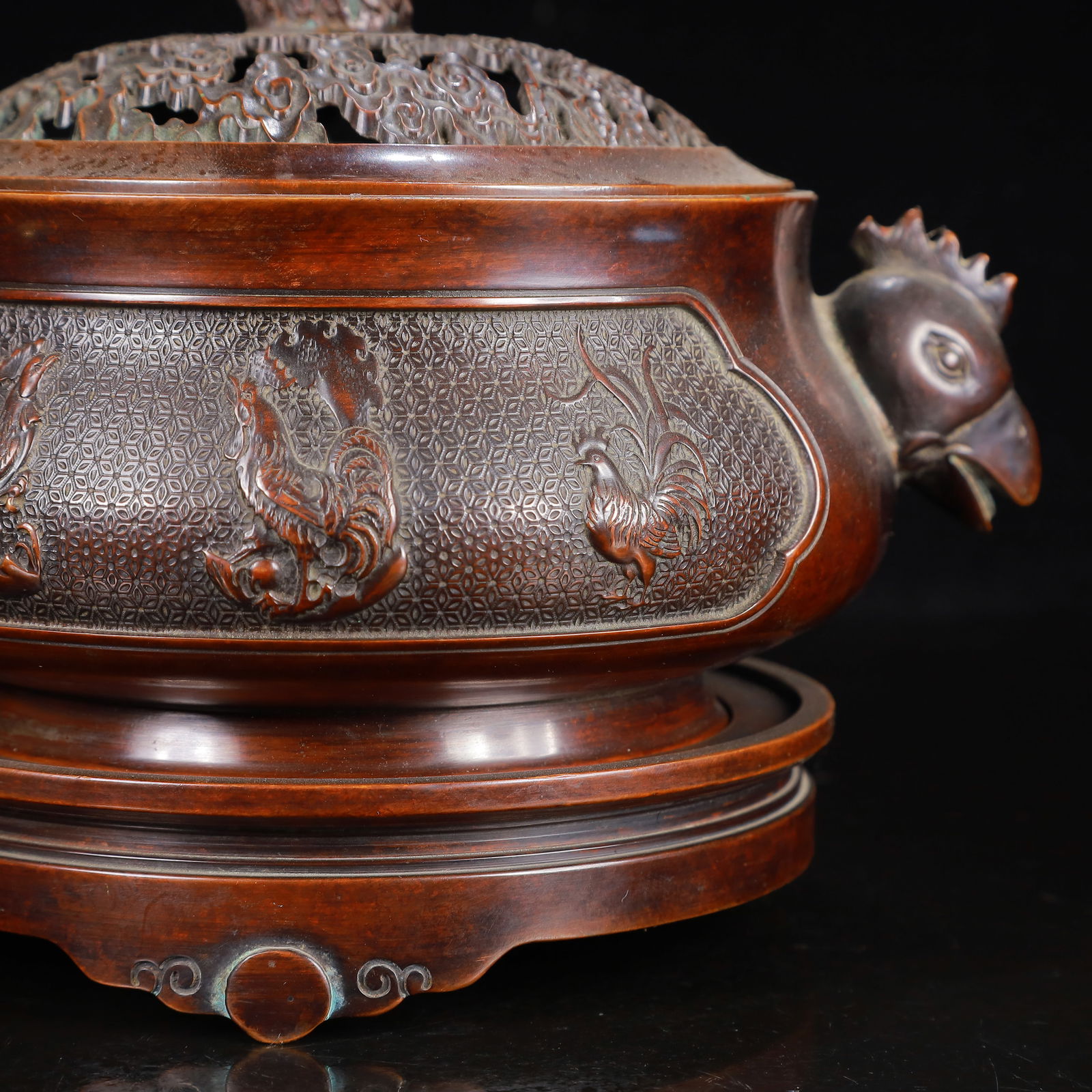 A Rare Bronze Rooster Pattern Double-Ears Censer - 4