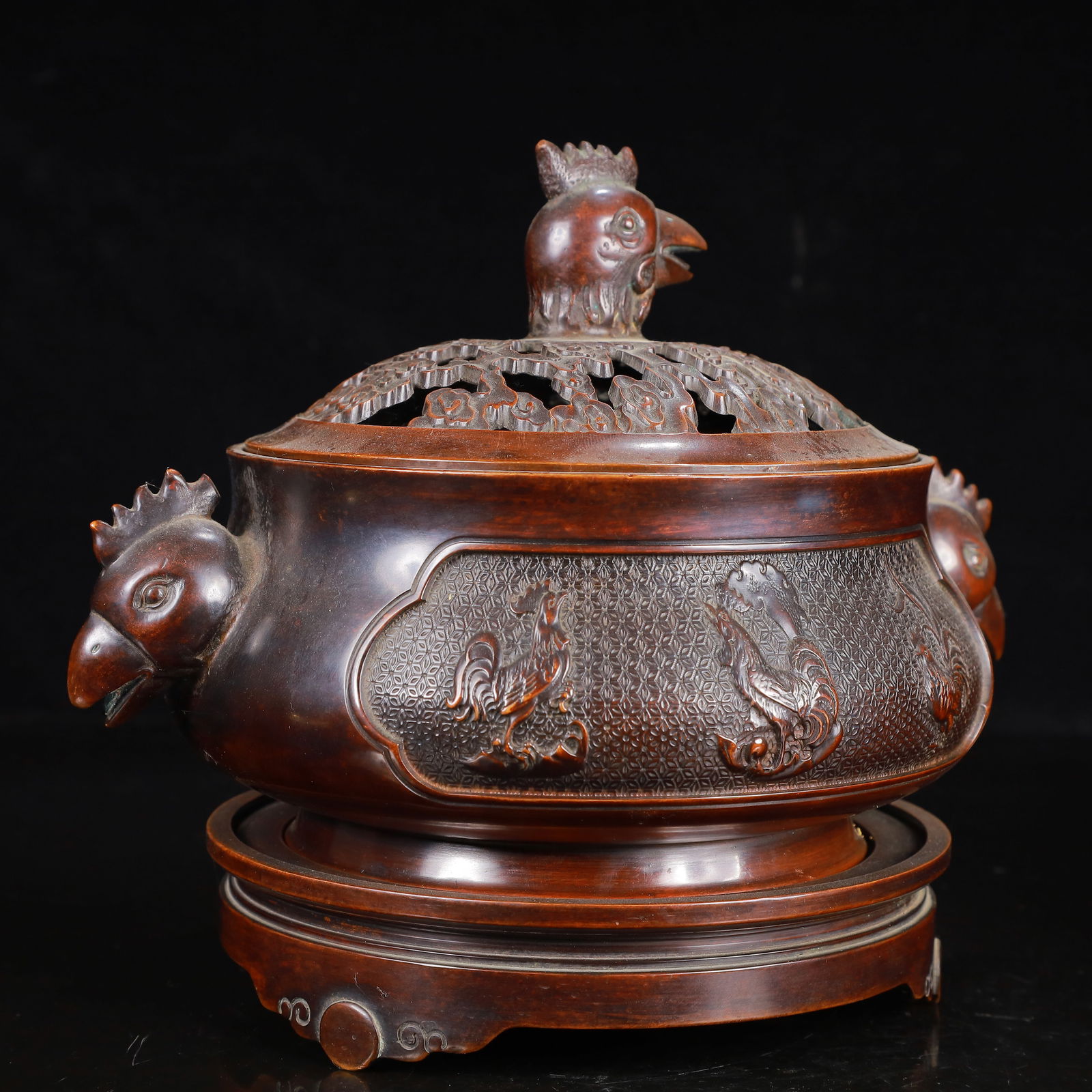A Rare Bronze Rooster Pattern Double-Ears Censer - 8