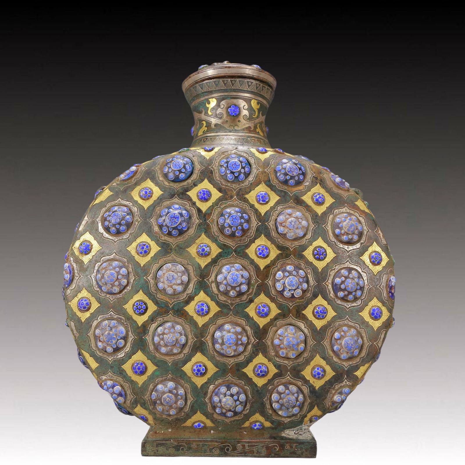 A Exquisite Gold and Silver-Inlaid Bronze Vase: A Exquisite Gold and Silver-Inlaid Bronze Vase Ancient Time, China ,Size:10.2inx3.1inx13in Weight:4600g 铜错金银瓶 远古时期