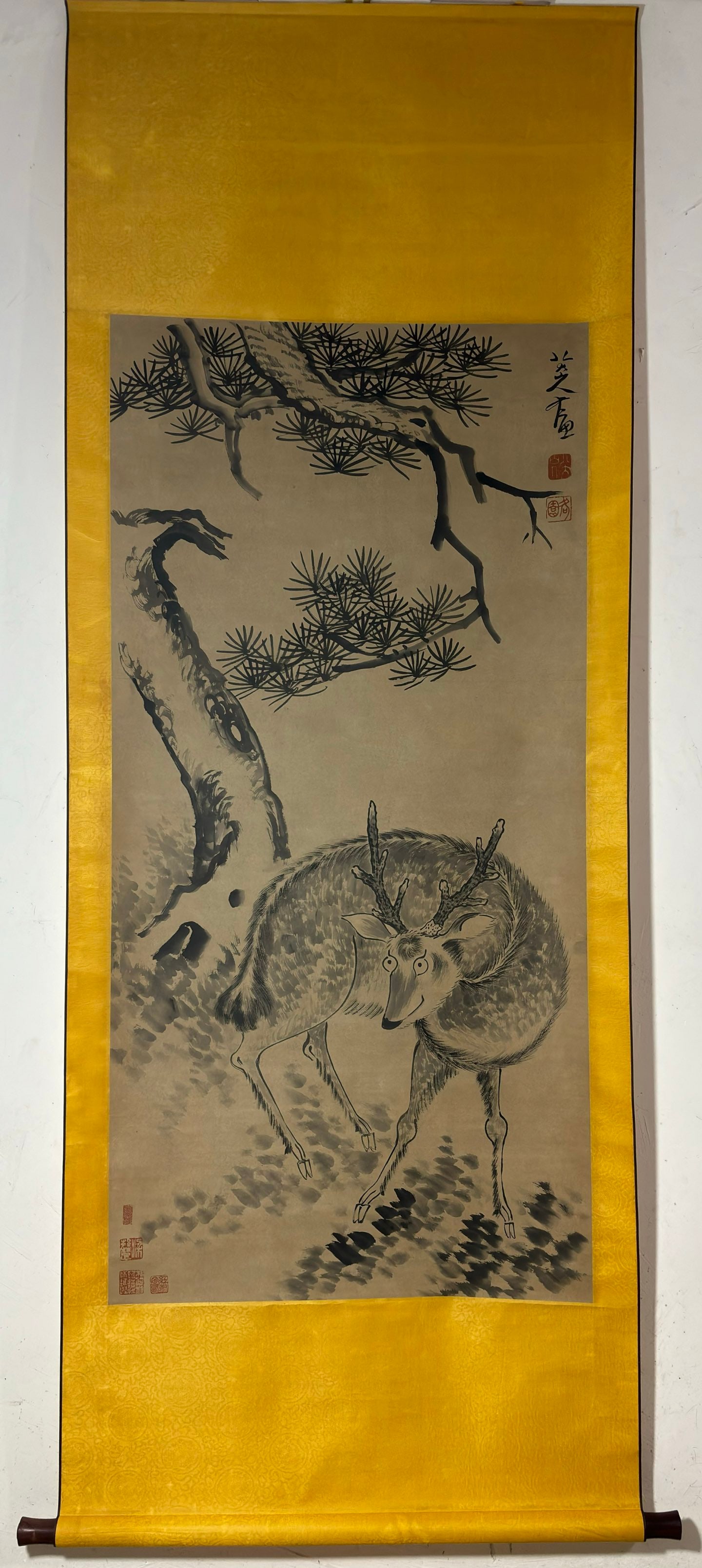 A Chinese Vertical Scroll Ink Painting of Deer on Paper: A Chinese Vertical Scroll Ink Painting of Deer on Paper,Bada Shanren,Size:53.5inx26.4in 一幅中国水墨鹿画立轴,八大山人