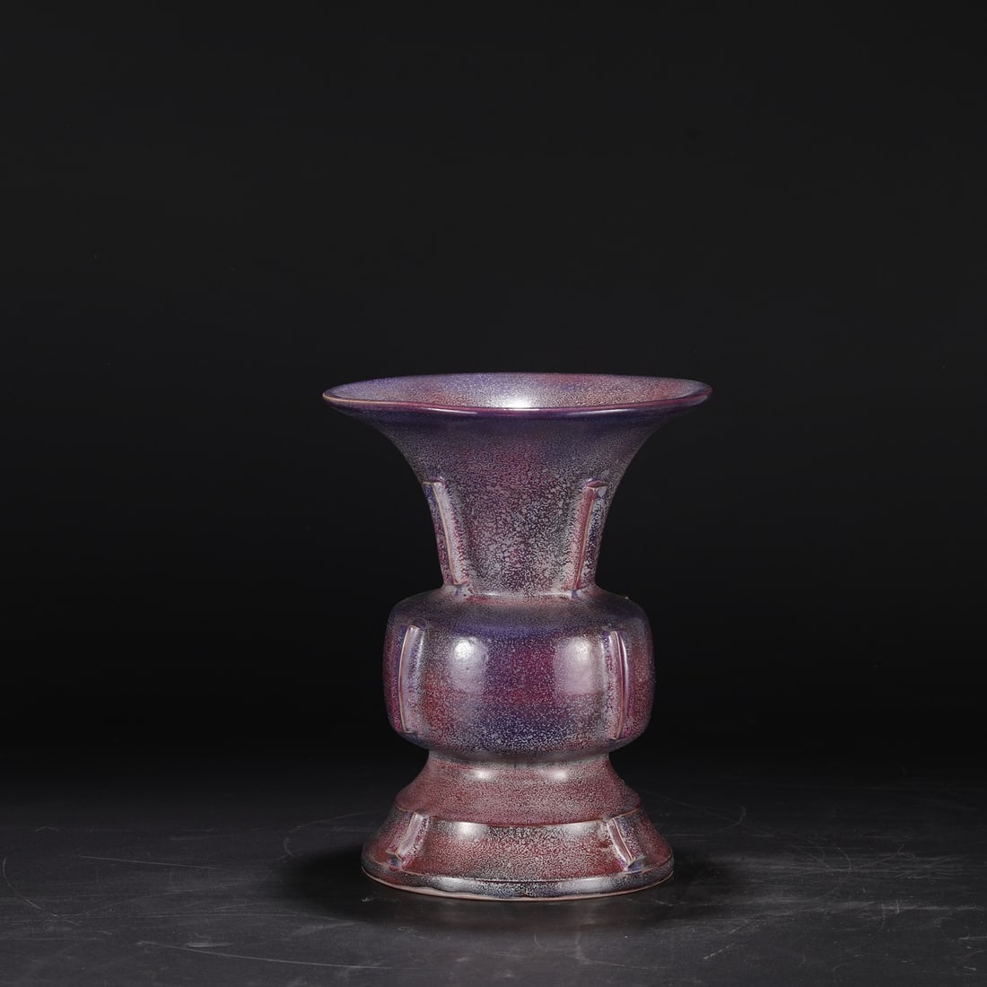 An Exquisite Jun yao Purple Glazed Vase: An Exquisite Jun yao Purple Glazed Vase,Song Dynasty,China,With Mark,Size:11.2inx6.3in 钧窑紫釉瓶,中国宋代,带款