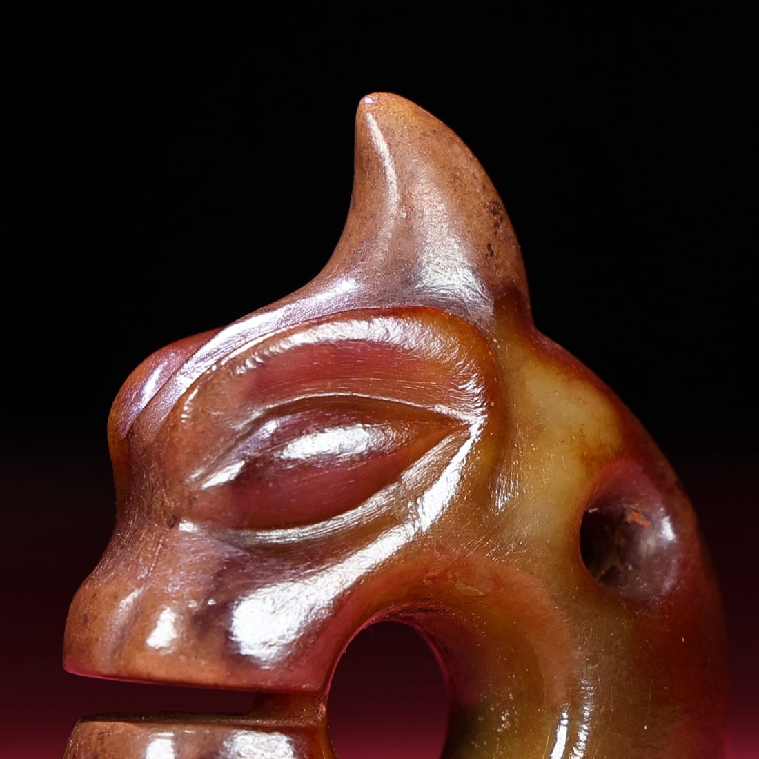 An Exquisite White Jade Beast-Face Pattern Pendant - 6