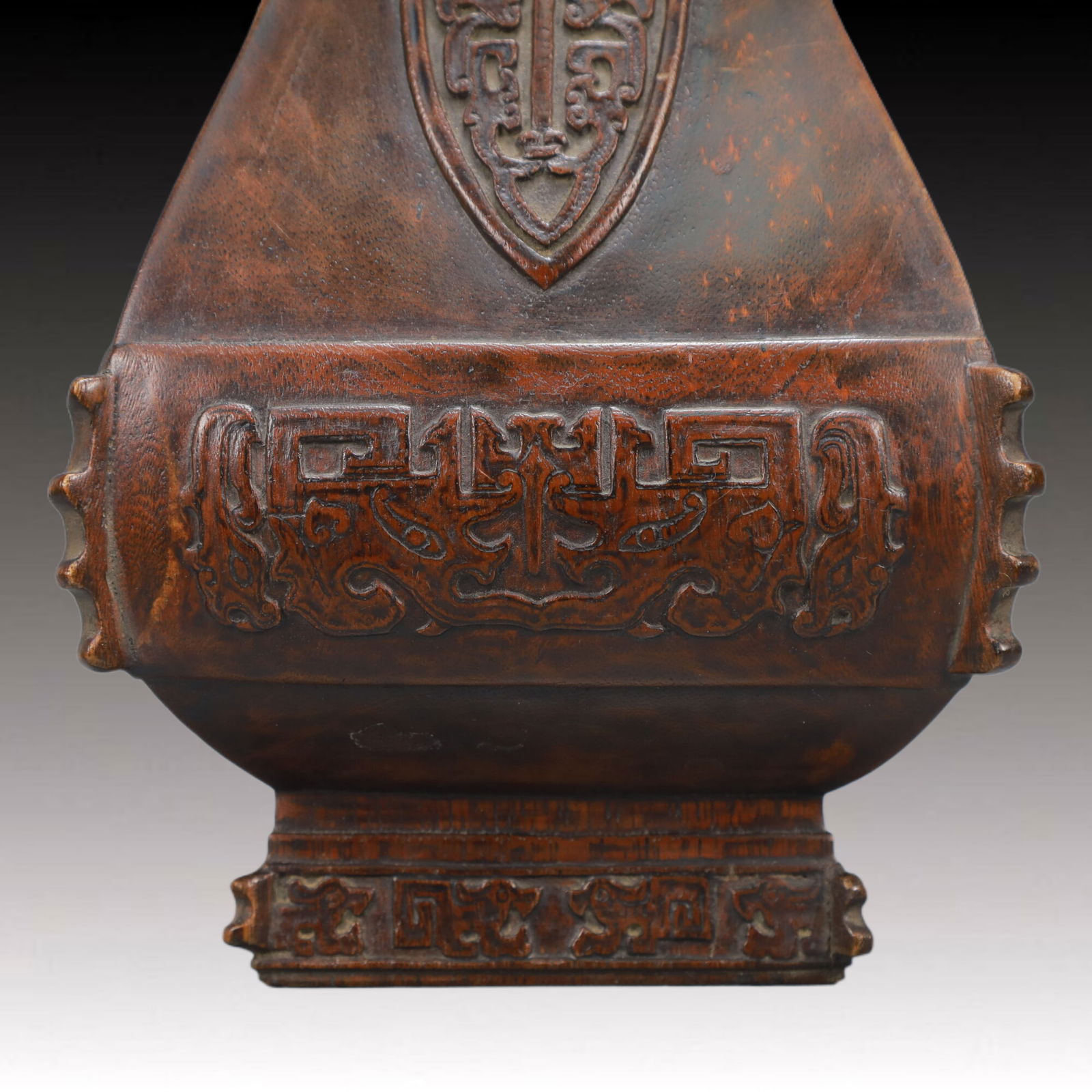 An Exquisite Eaglewood Beast-Face Pattern Double-Ears Vase - 3