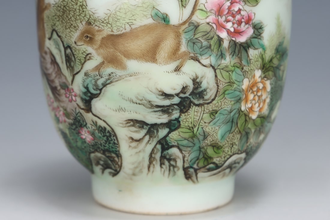 An Exquisite Enamel Animal Pattern Vase - 5