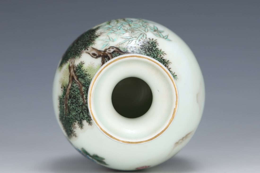 An Exquisite Enamel Animal Pattern Vase - 6