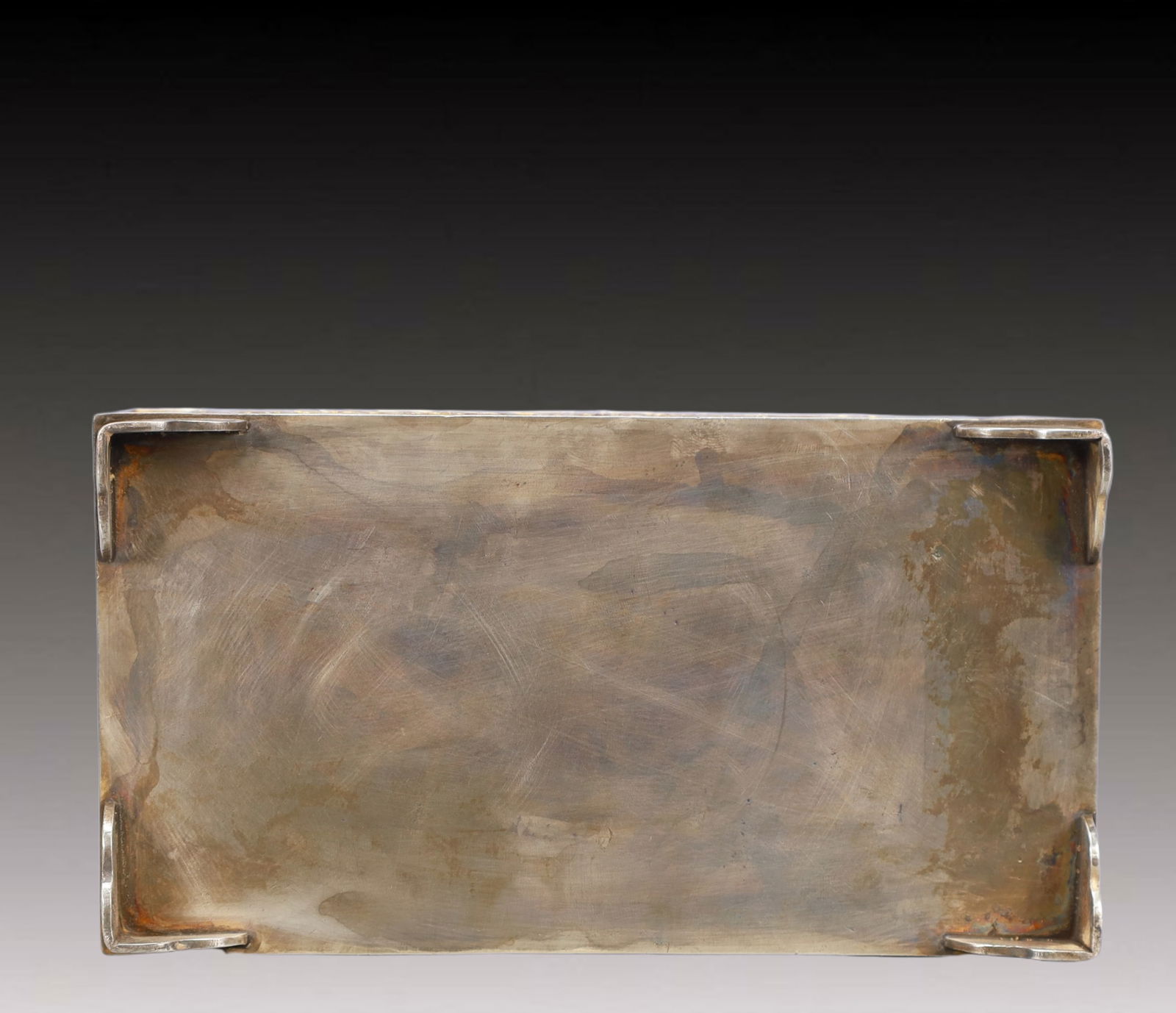 A Rare Gilt Silver Figure Pattern Cover Box - 14