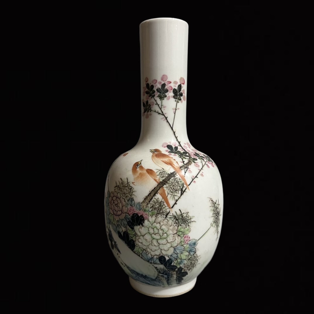 An Exquisite Light Crimson Color Flower and Bird Pattern Vase,with poem: An Exquisite Light Crimson Color Flower and Bird Pattern Vase,with poem,Qing Dynasty,China,Size:4.4inx11in
