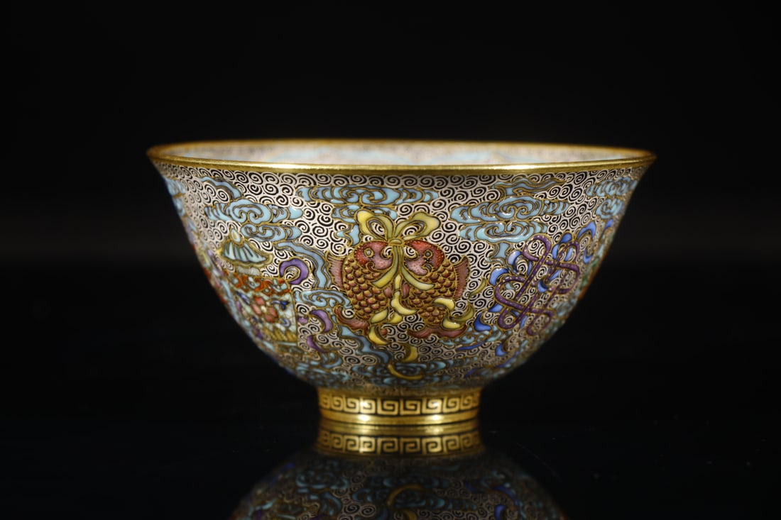 An Exquisite Enamel Painted Gold Eight Treasures Pattern Bowl: An Exquisite Enamel Painted Gold Eight Treasures Pattern Bowl,Qing Dynasty,China,Qianlong Four-character Mark,Size:2inx3.7in 珐琅彩描金八宝纹碗,&#