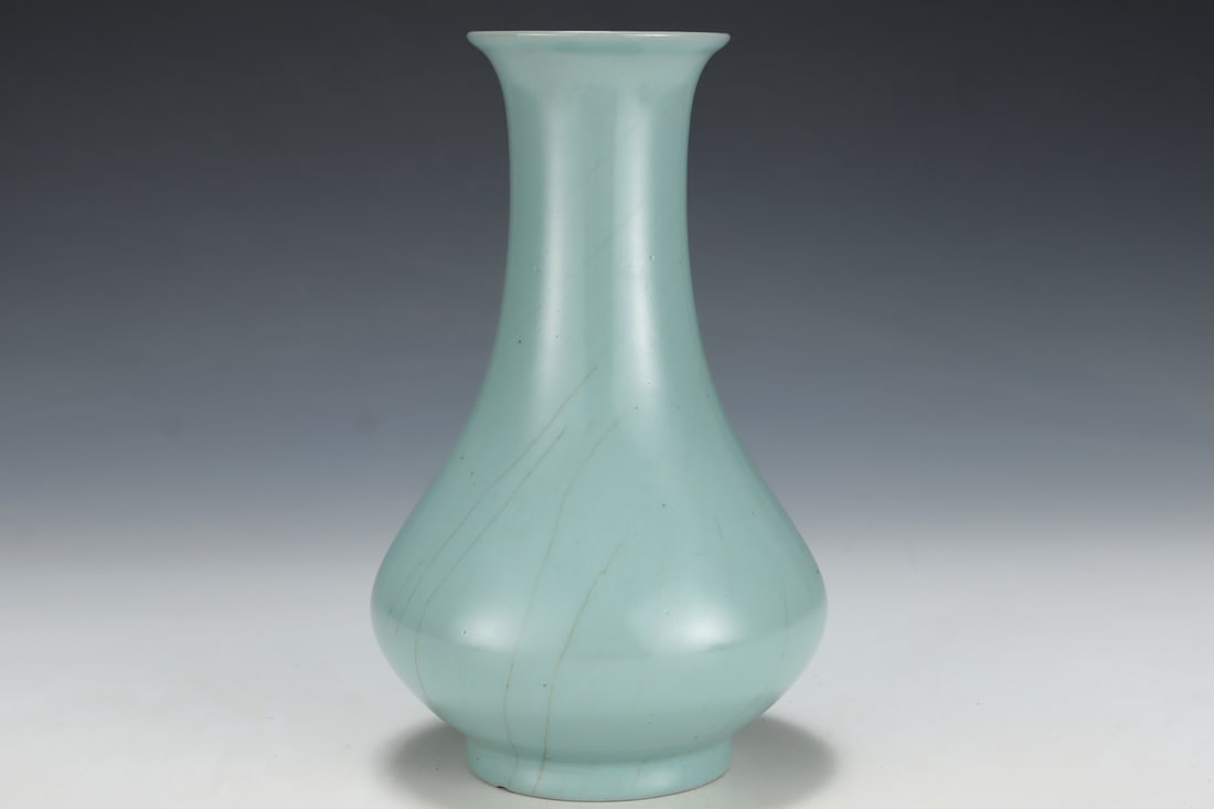 An Exquisite Ru yao Sky Blue Glazed Vase - 2