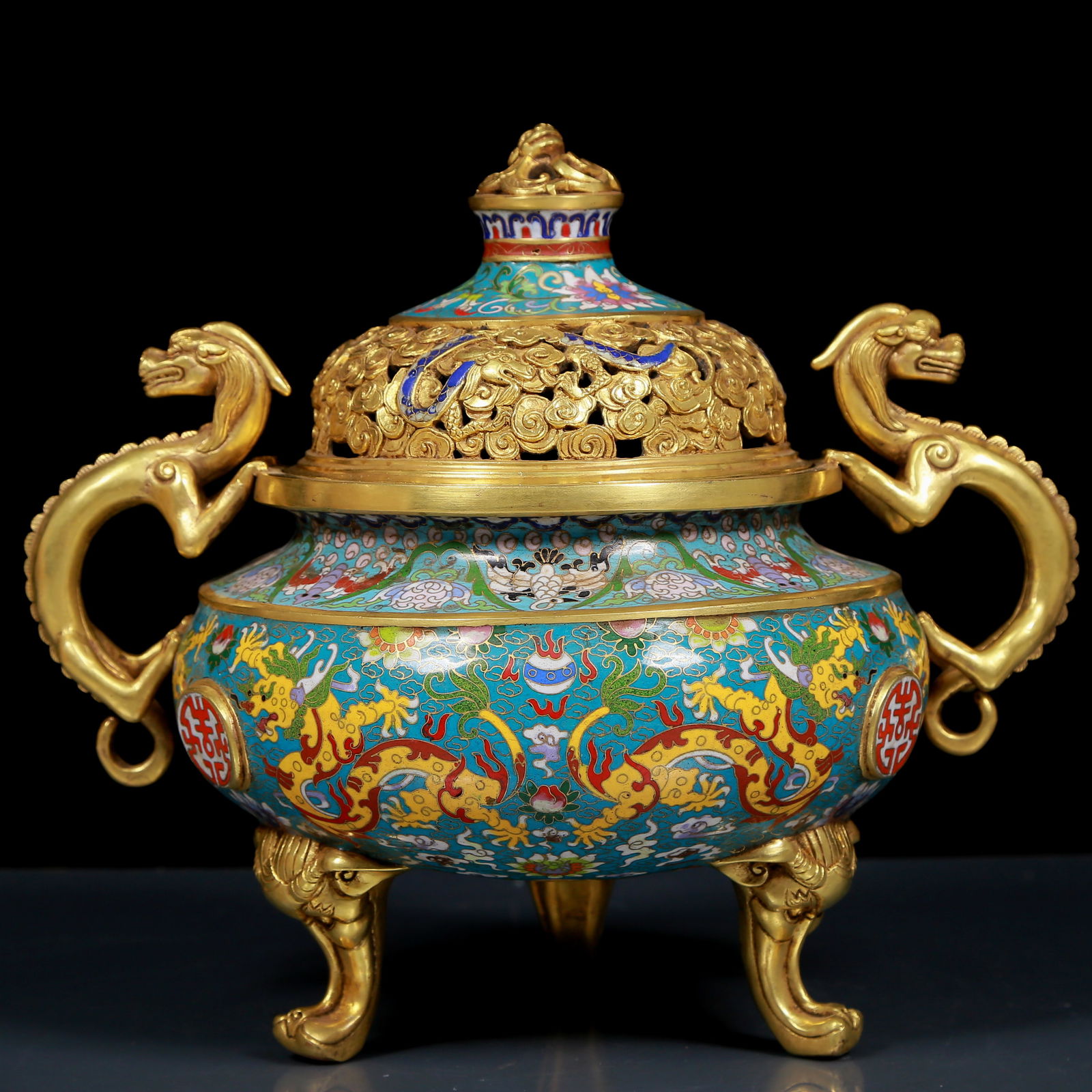 A Rare Cloisonne Dragon Pattern Double-Ears Censer: A Rare Cloisonne Dragon Pattern Double-Ears Censer,Qing Dynasty, China,Qianlong Four-character Mark,Size:12.6inx8.3inx10.6in,Weight:7.00kg 