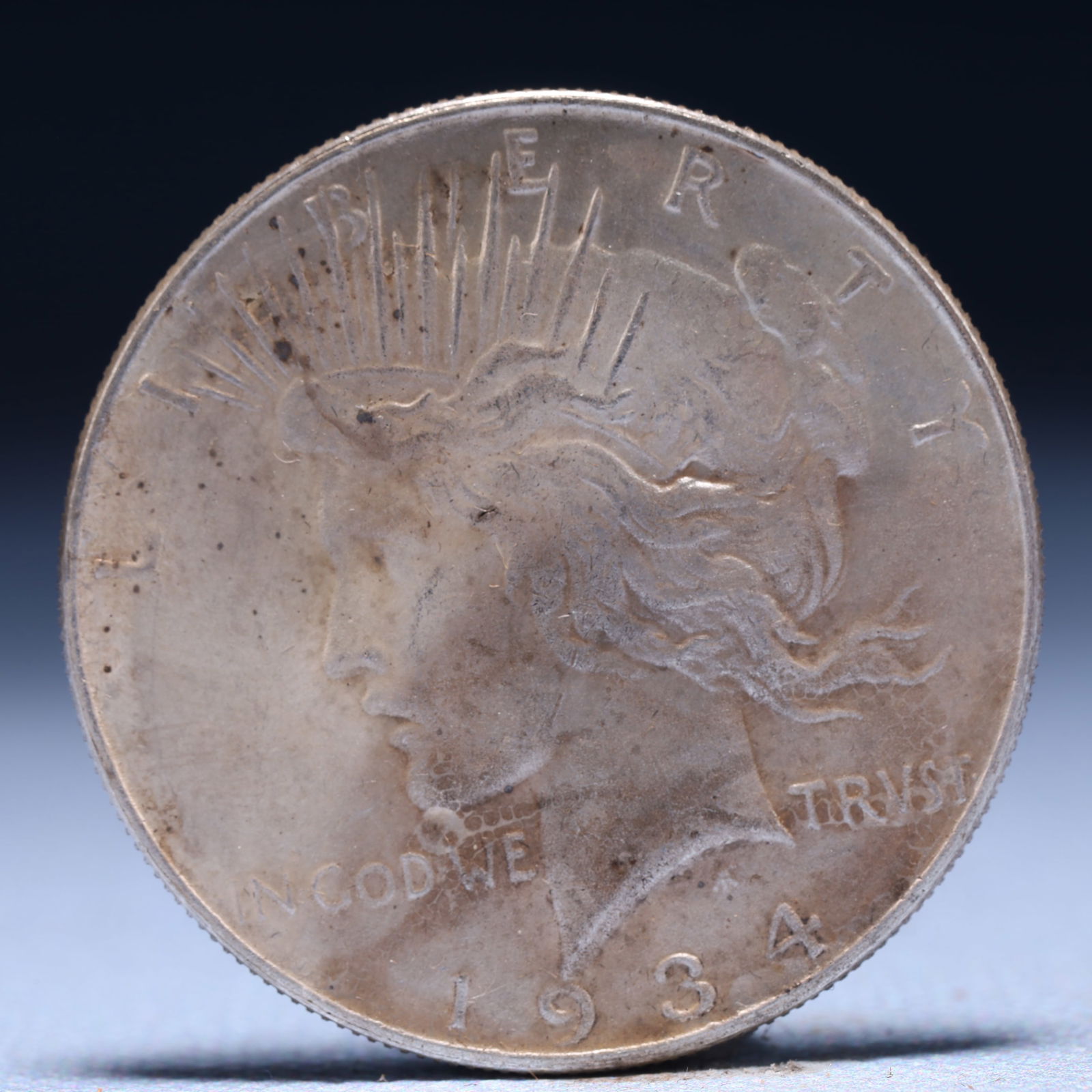 Liberty In God We Trust 1934 Sterling Silver One Dollar Coin: Liberty In God We Trust 1934 Sterling Silver One Dollar Coin, Eagle stamp, Weight:26.9g