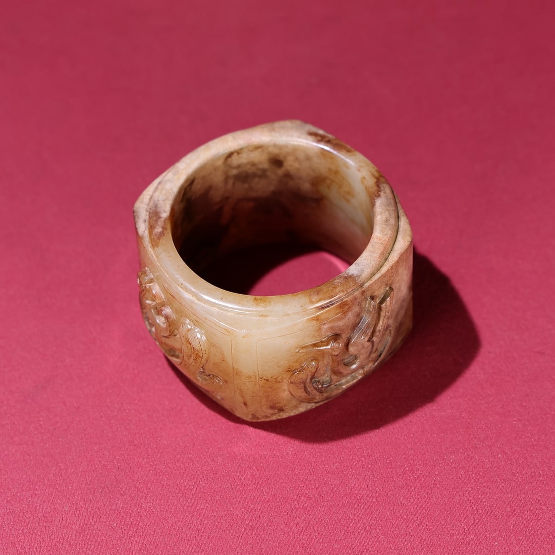 An Exquisite White Jade Dragon and Phoenix Pattern Thumb Ring - 8