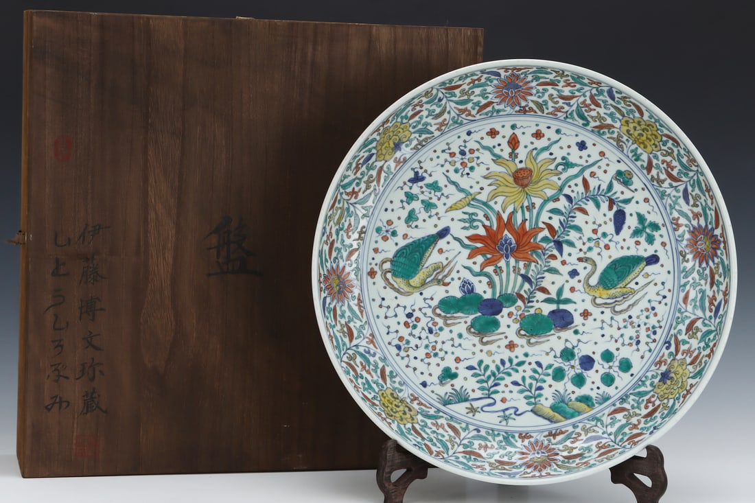 An Exquisite Doucai Flower and Mandarin Duck Pattern Plate: An Exquisite Doucai Flower and Mandarin Duck Pattern Plate,Ming Dynasty,China,Jiajing Six-character Mark,Size:3.2inx17.9in 