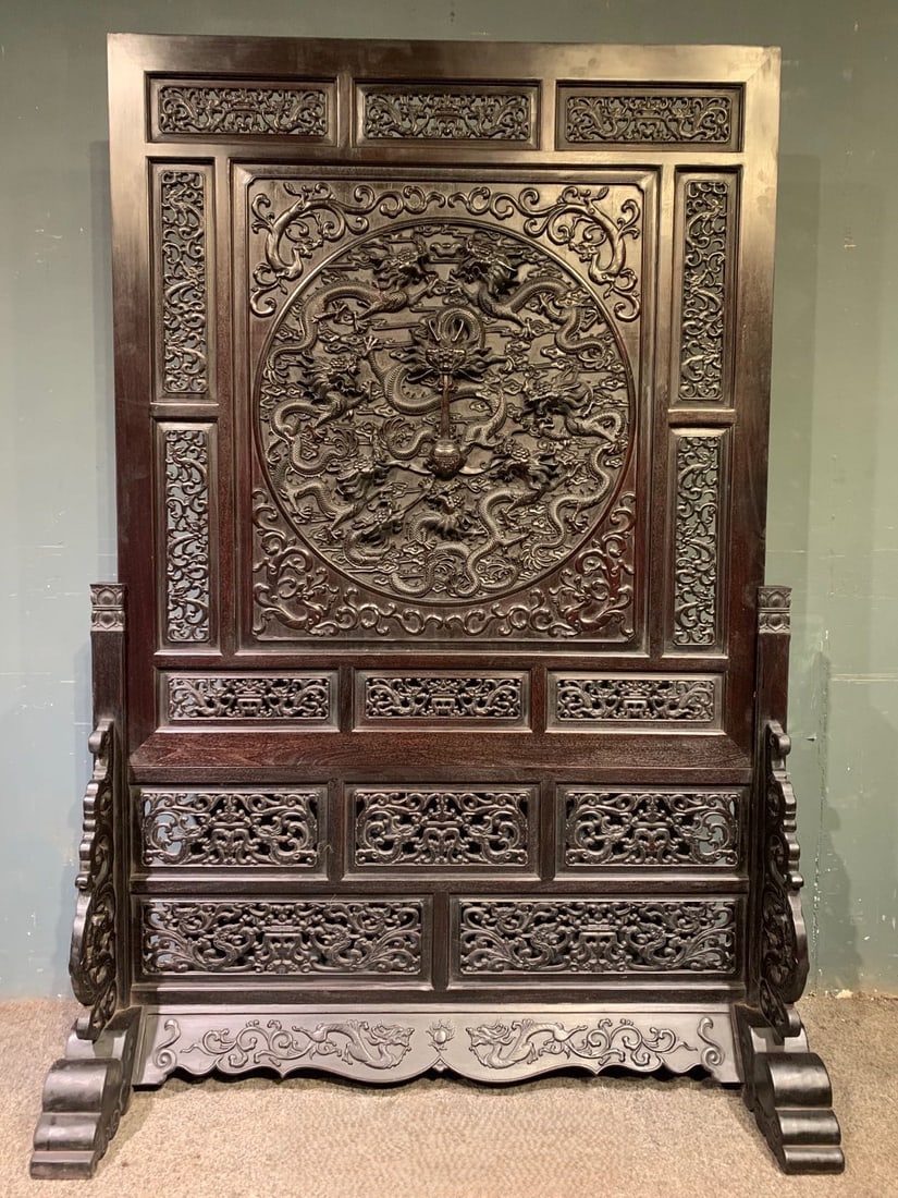 A Huge Zitanwood Fu-Character Dragon Pattern Screen: A Huge Zitanwood Fu-Character Dragon Pattern Screen,Qing Dynasty, China,Size:870.1inx0.6inx23.6in 