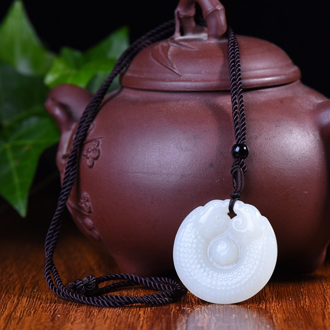 An Exquisite White Jade Trigram Pattern Pendant - 5