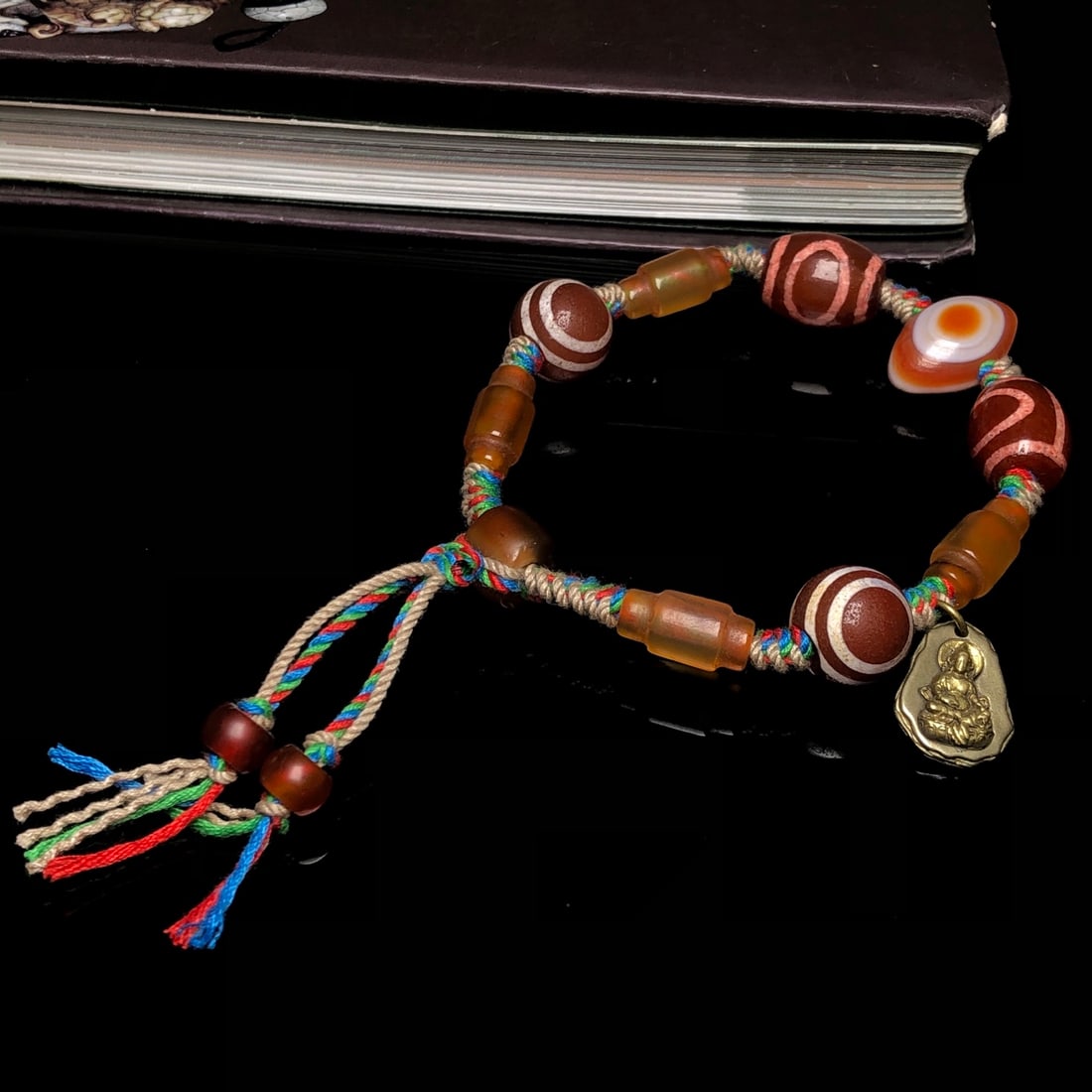 A Precious Dzi Bead Bracelets - 7