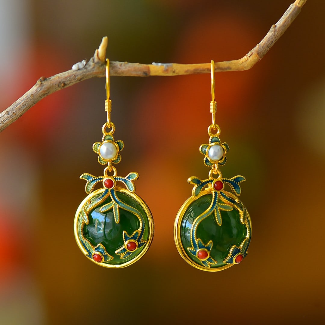 A Pair of Exquisite Sterling Silver-Gold Plated Inlaid Jasper Enamel Earrings: A Pair of Exquisite Sterling Silver-Gold Plated Inlaid Jasper Enamel Earrings,Size:0.6inx0.6in 