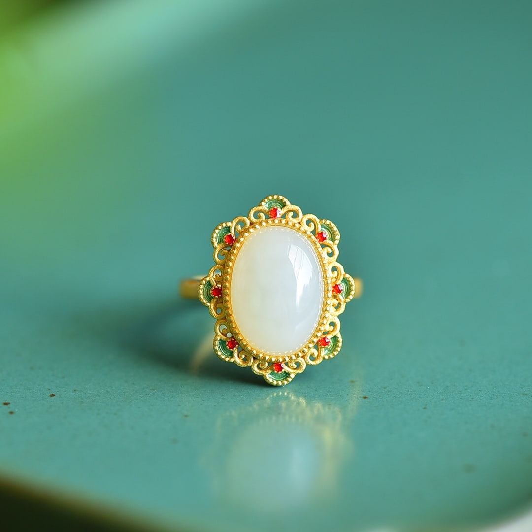 An Exquisite Sterling Silver-Gold Plated Inlaid White Jade Ring: An Exquisite Sterling Silver-Gold Plated Inlaid White Jade Ring 纯银镀金镶白玉戒指