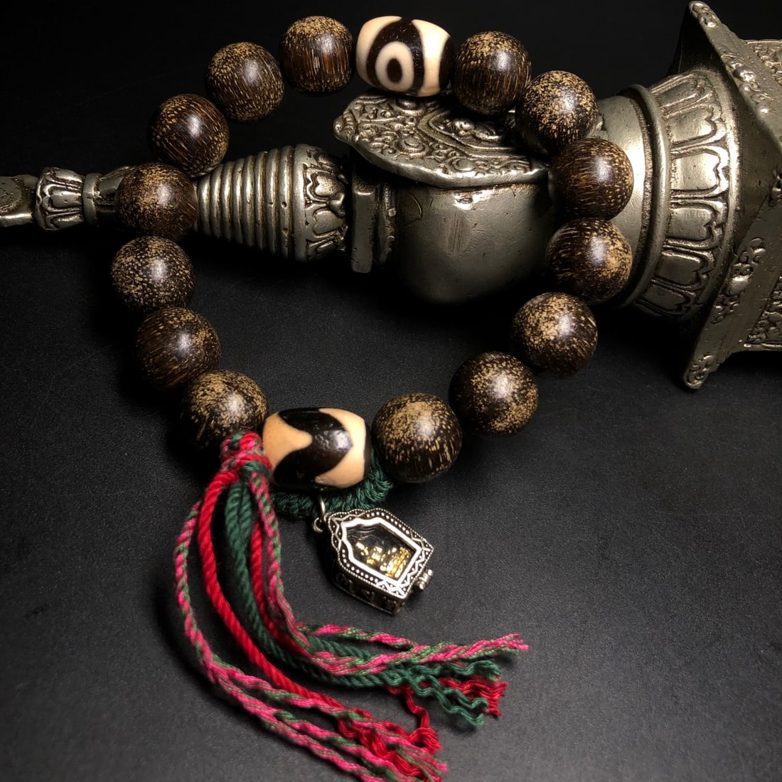 A Precious Dzi Bead Bracelets - 2