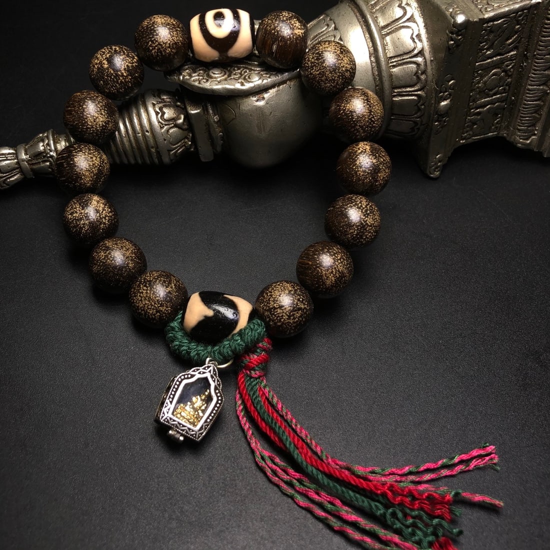 A Precious Dzi Bead Bracelets - 6