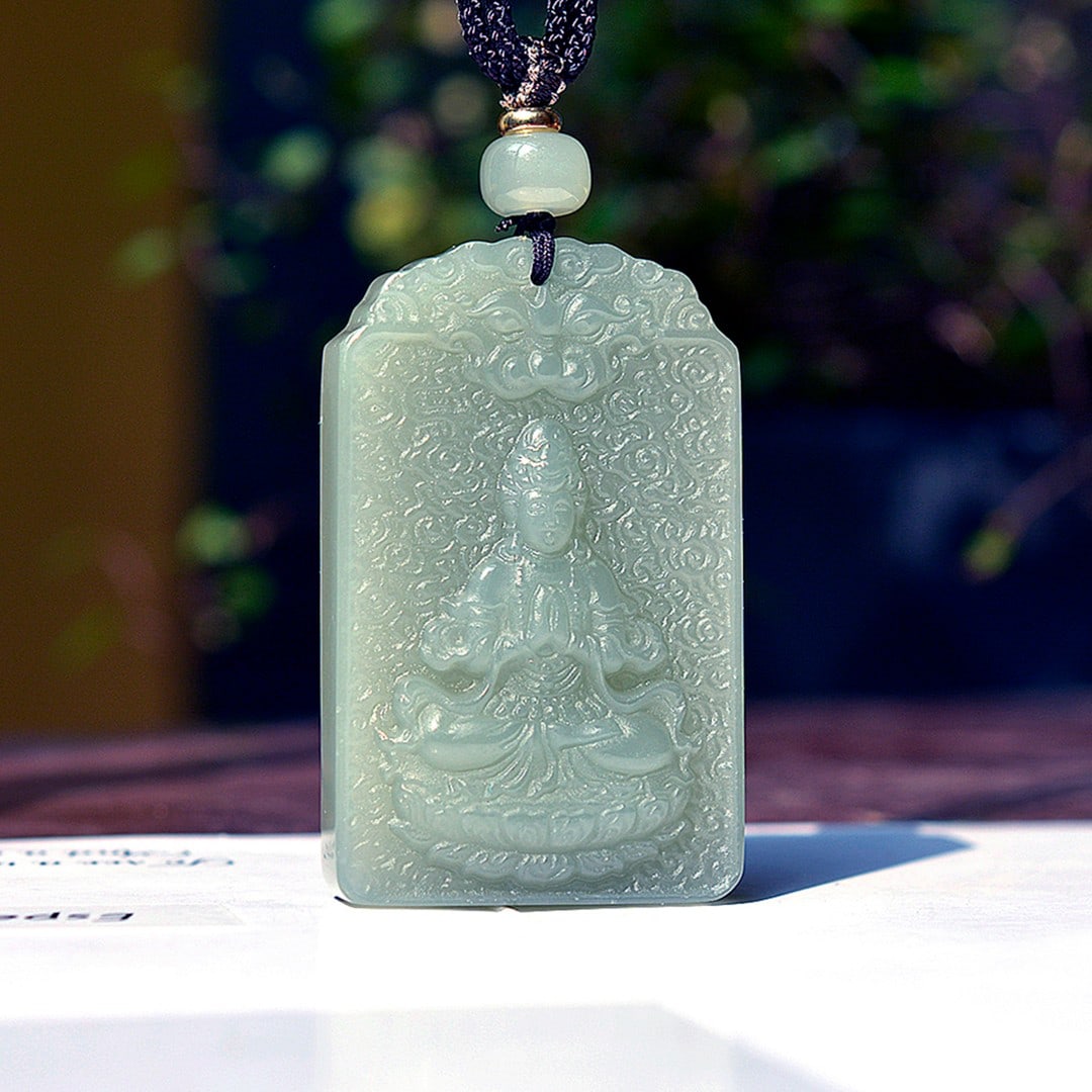 An Exquisite Greenish Jade Statue of Avalokitesvara Pendant: An Exquisite Greenish Jade Statue of Avalokitesvara Pendant,Size:1.2inx2in 青玉观音像挂件