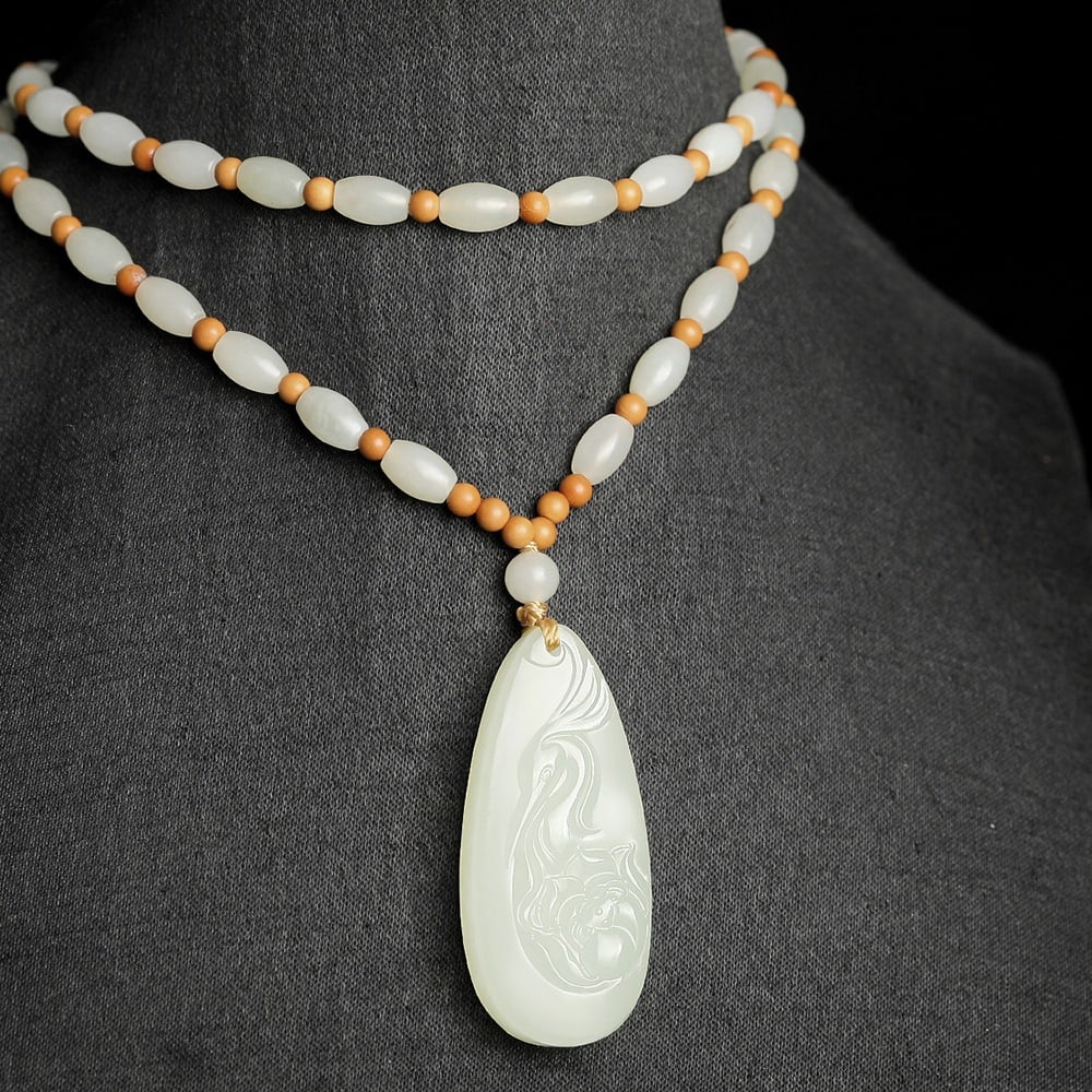 An Exquisite White Jade Crane Pattern Pendant - 6
