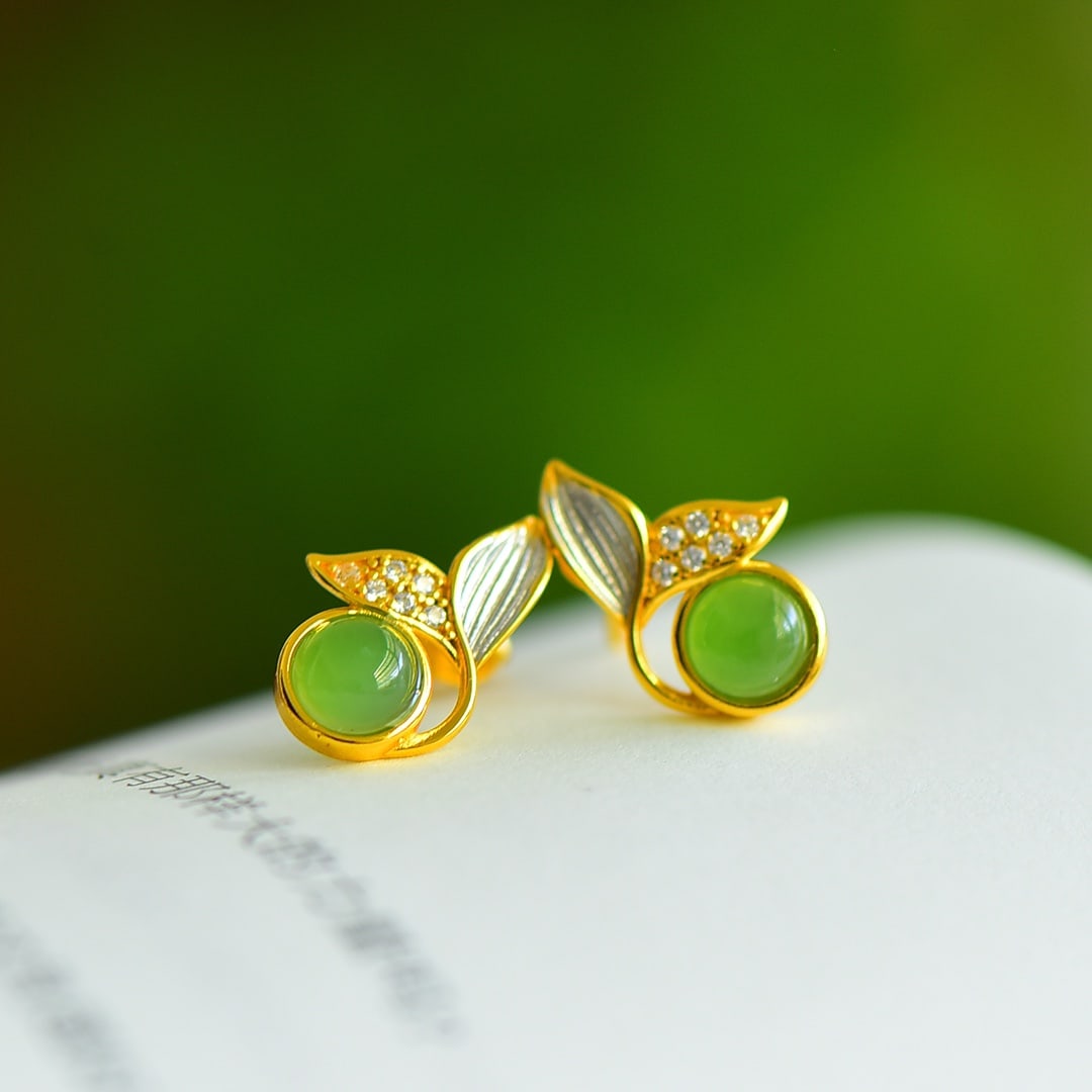 A Pair of Exquisite Sterling Silver-Gold Plated Inlaid Jasper Earrings,Inlaid Diamond: A Pair of Exquisite Sterling Silver-Gold Plated Inlaid Jasper Earrings,Inlaid Diamond 