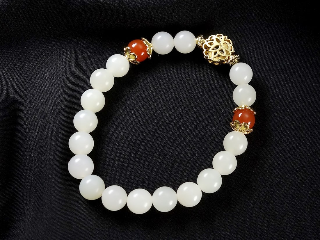 An Exquisite White Jade Bracelets - 6