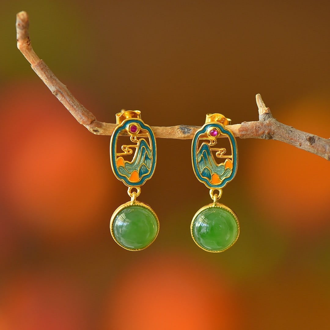 A Pair of Exquisite Sterling Silver-Gold Plated Inlaid Jasper Earrings: A Pair of Exquisite Sterling Silver-Gold Plated Inlaid Jasper Earrings,Size:0.3inx0.3in 一对纯银镀金镶碧玉耳环