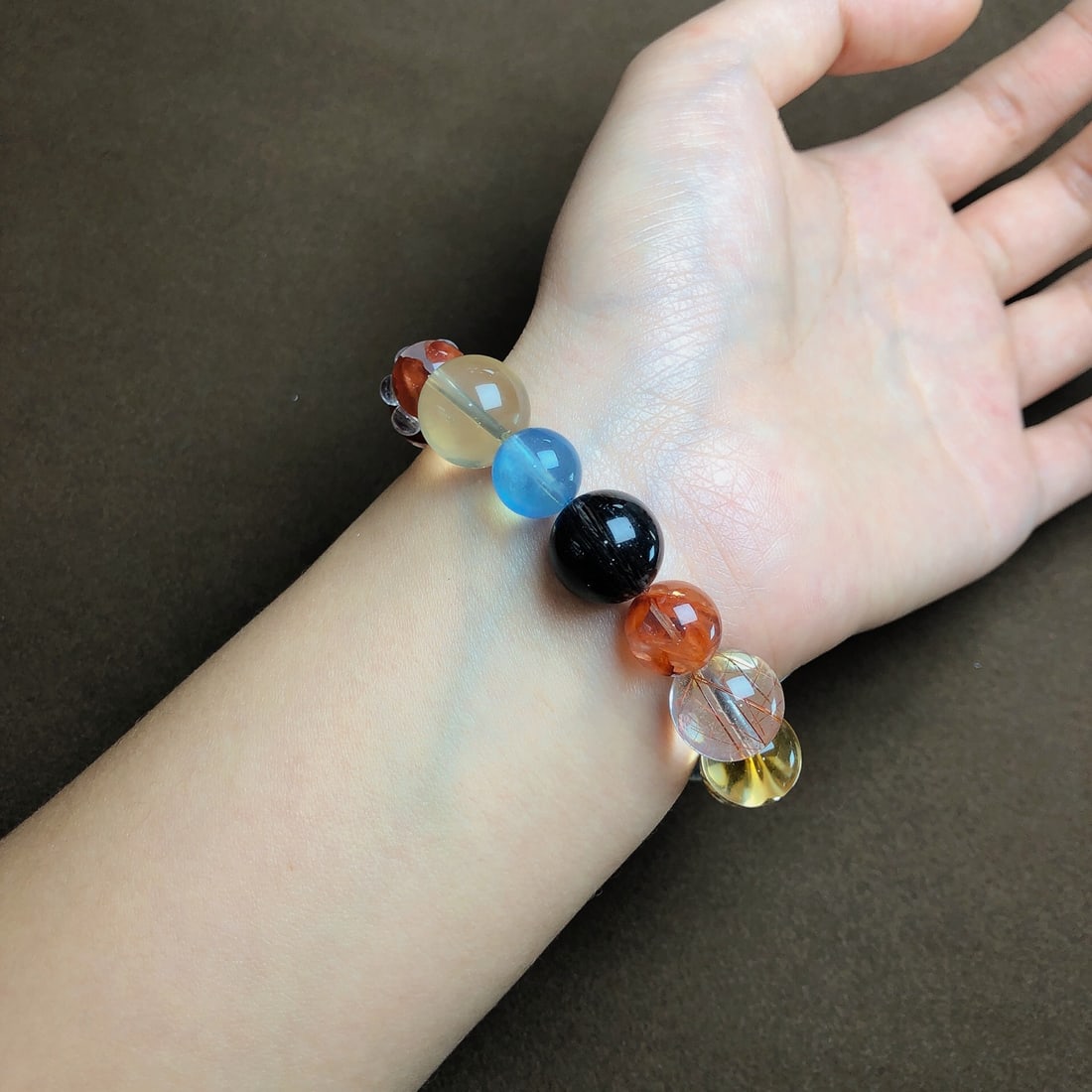 An Exquisite Multi-Gem Bracelets - 7