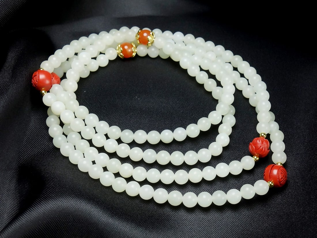 An Exquisite White Jade Bracelets - 2