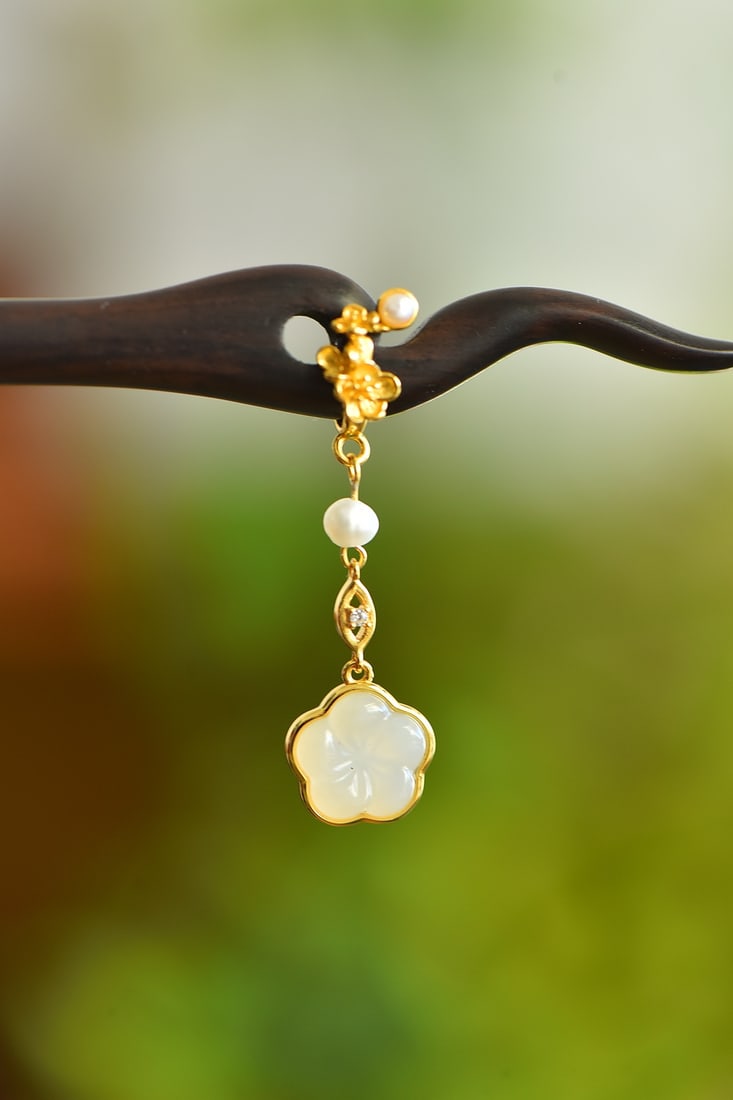 An Exquisite Sterling Silver-Gold Plated Inlaid White Jade Ebony Hairpin: An Exquisite Sterling Silver-Gold Plated Inlaid White Jade Ebony Hairpin, 纯银镀金镶白玉黑檀木发簪