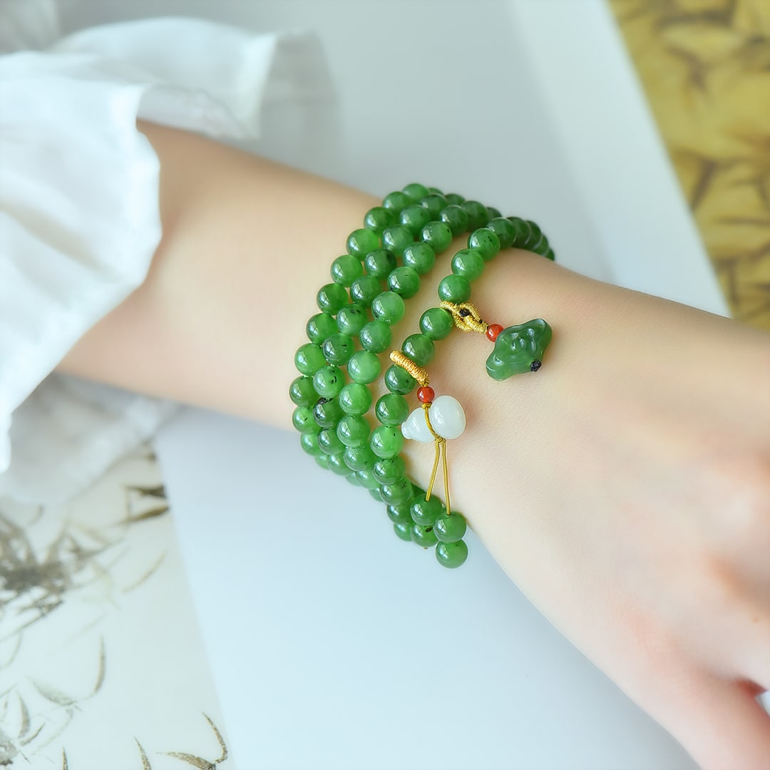 An Exquisite Jasper Bracelets - 2