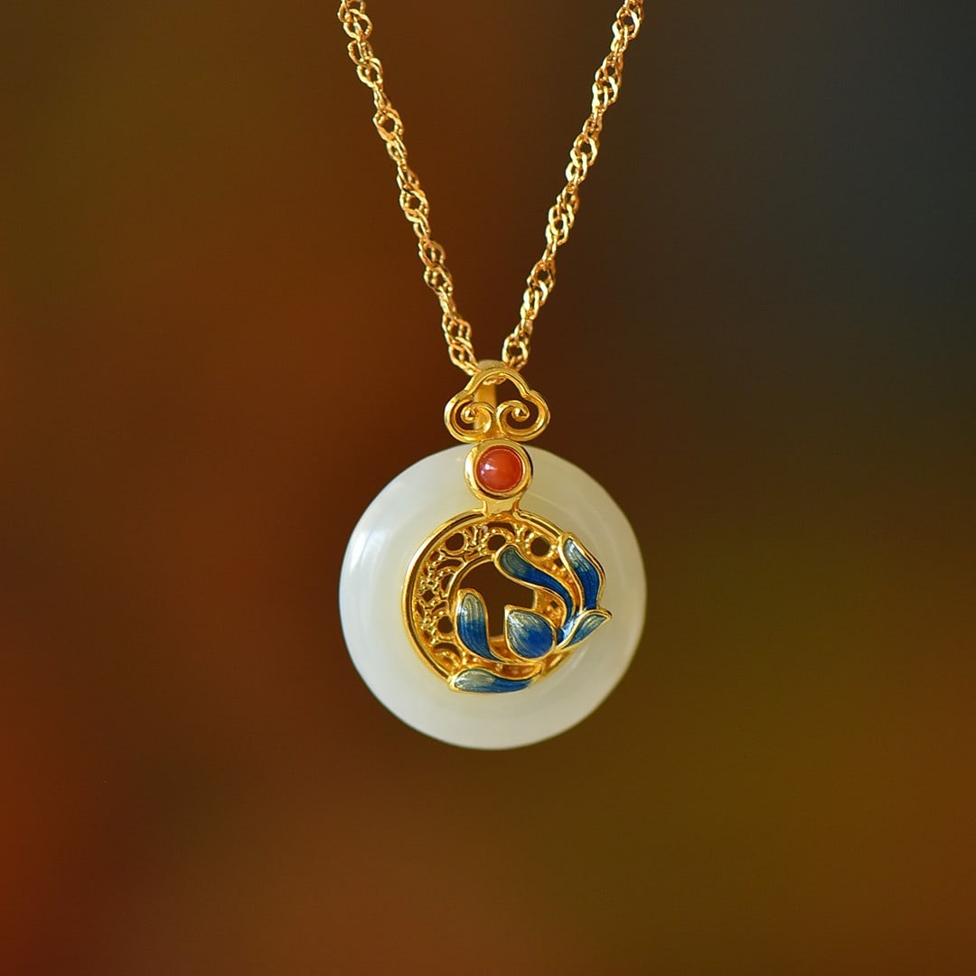 An Exquisite Sterling Silver-Gold Plated Inlaid White Jade Enamel Pendant: An Exquisite Sterling Silver-Gold Plated Inlaid White Jade Enamel Pendant 纯银镀金镶白玉珐琅吊坠